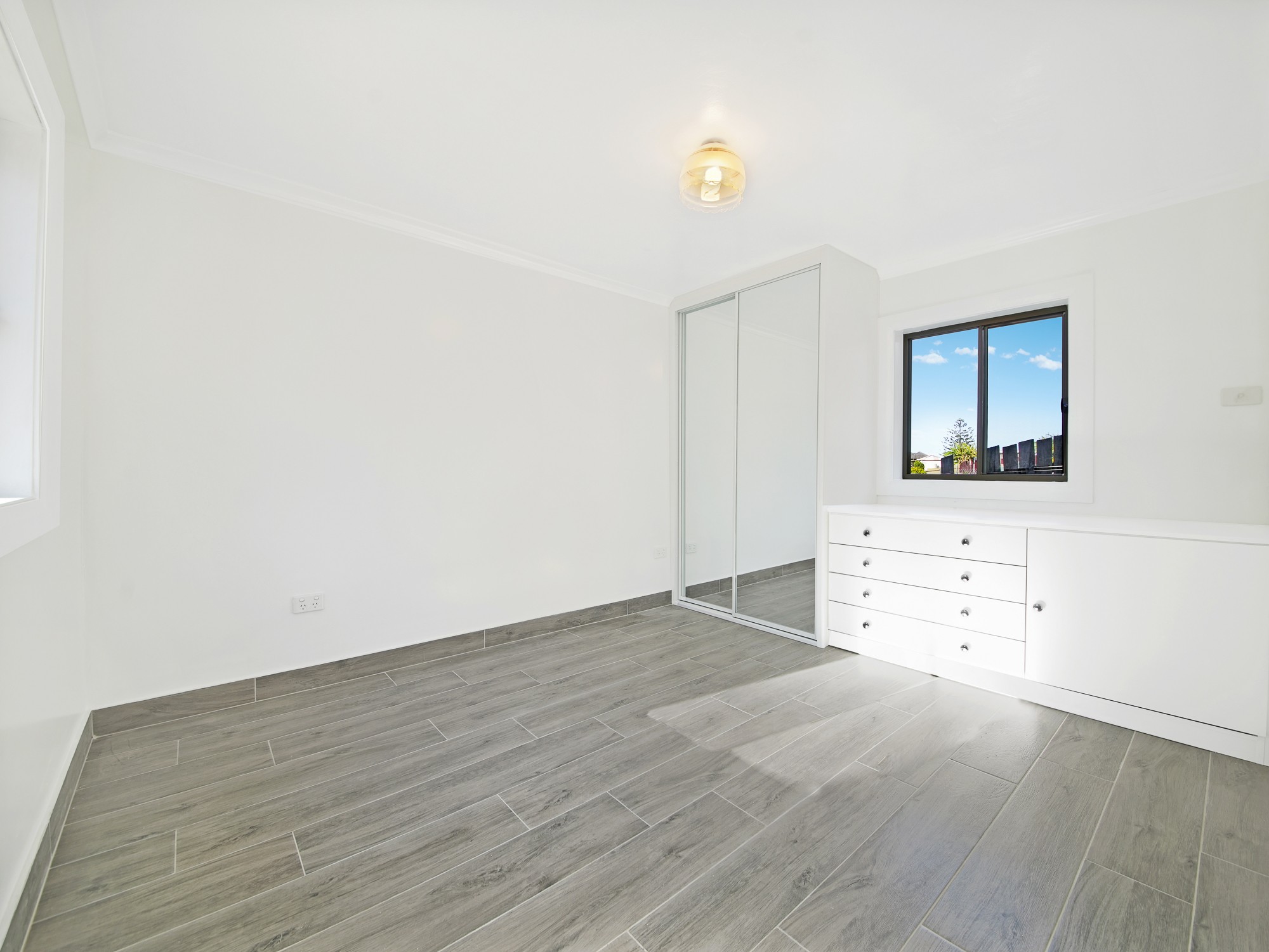 1/34 First Avenue North, Warrawong, NSW 2502