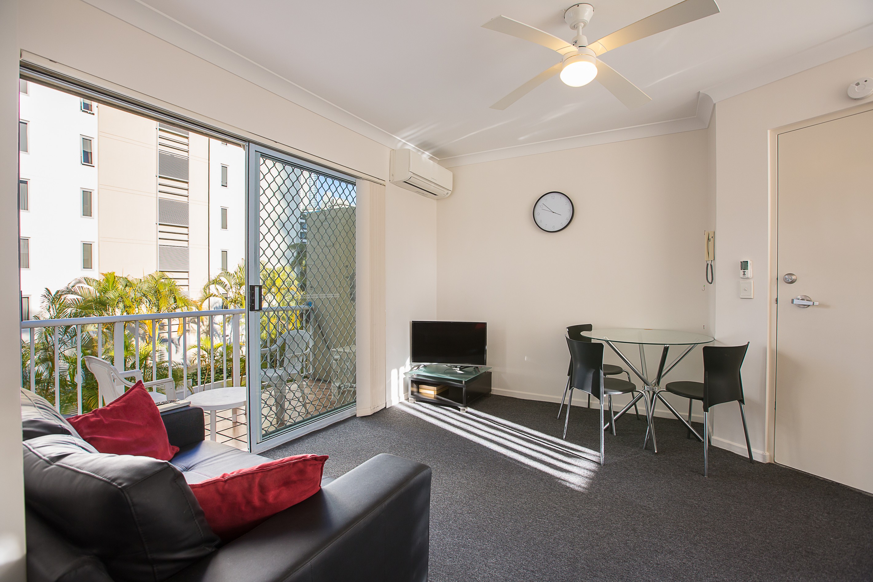 20/33 Cypress Avenue, Surfers Paradise, QLD 4217