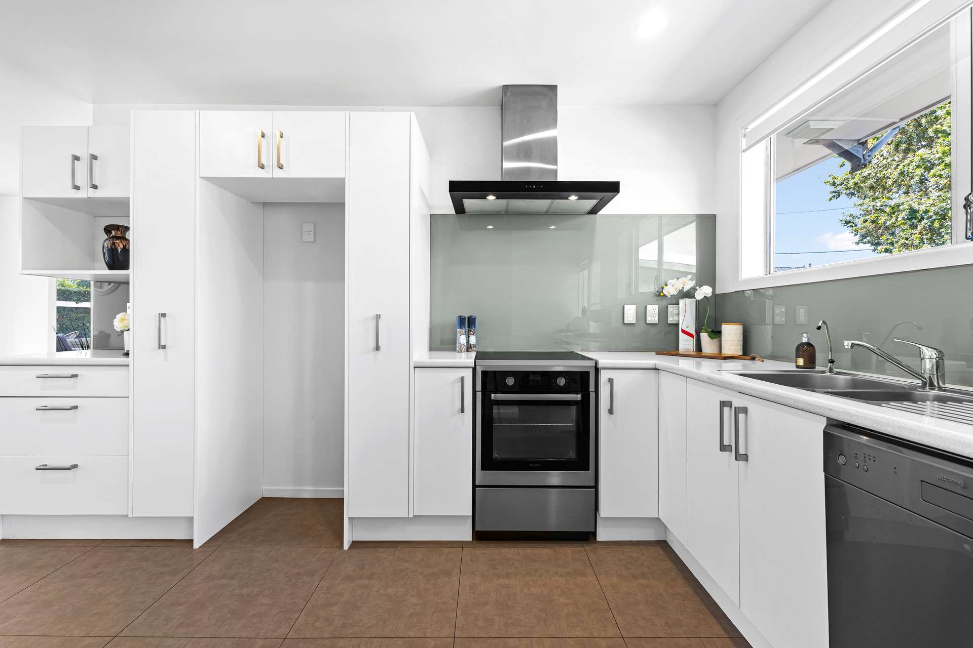 1/22 Seaforth Avenue photo 2