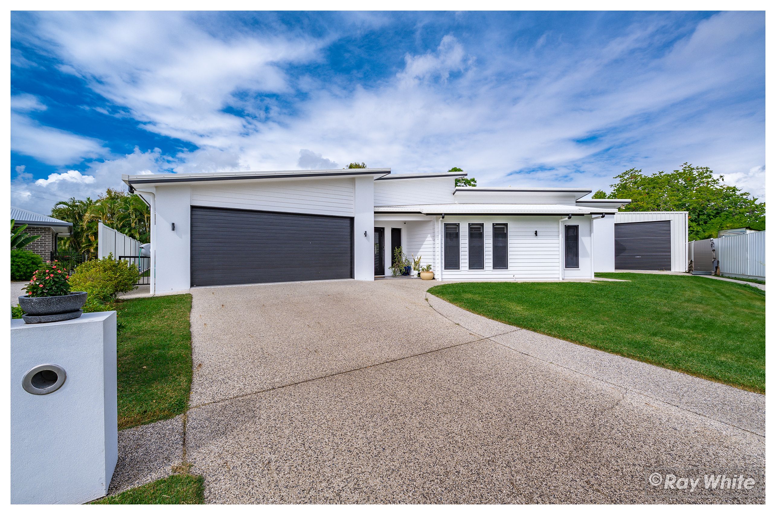 11 Bradley Place, Kawana QLD 4701
