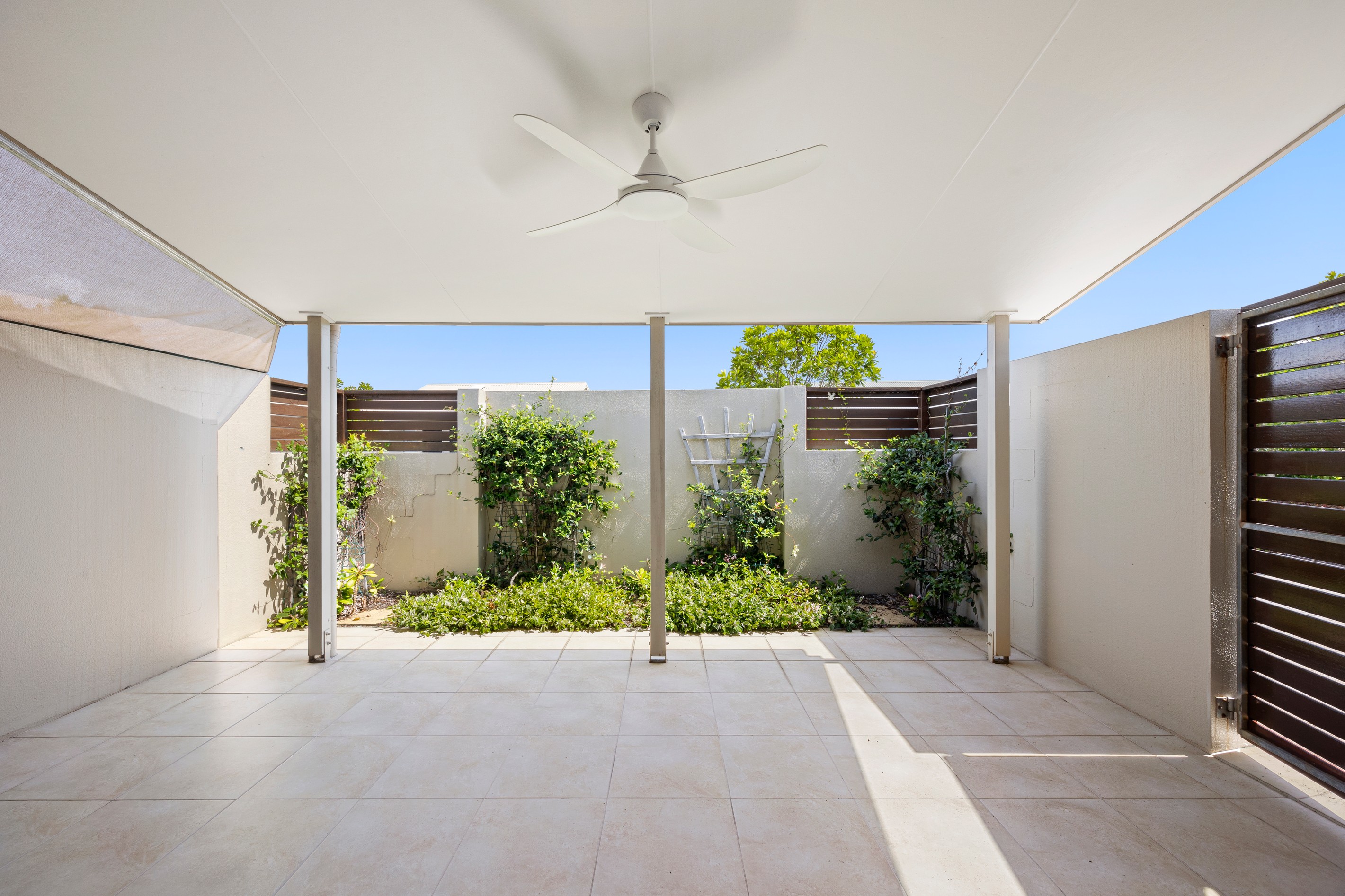 66/2 Grand Parade, Parrearra, QLD 4575