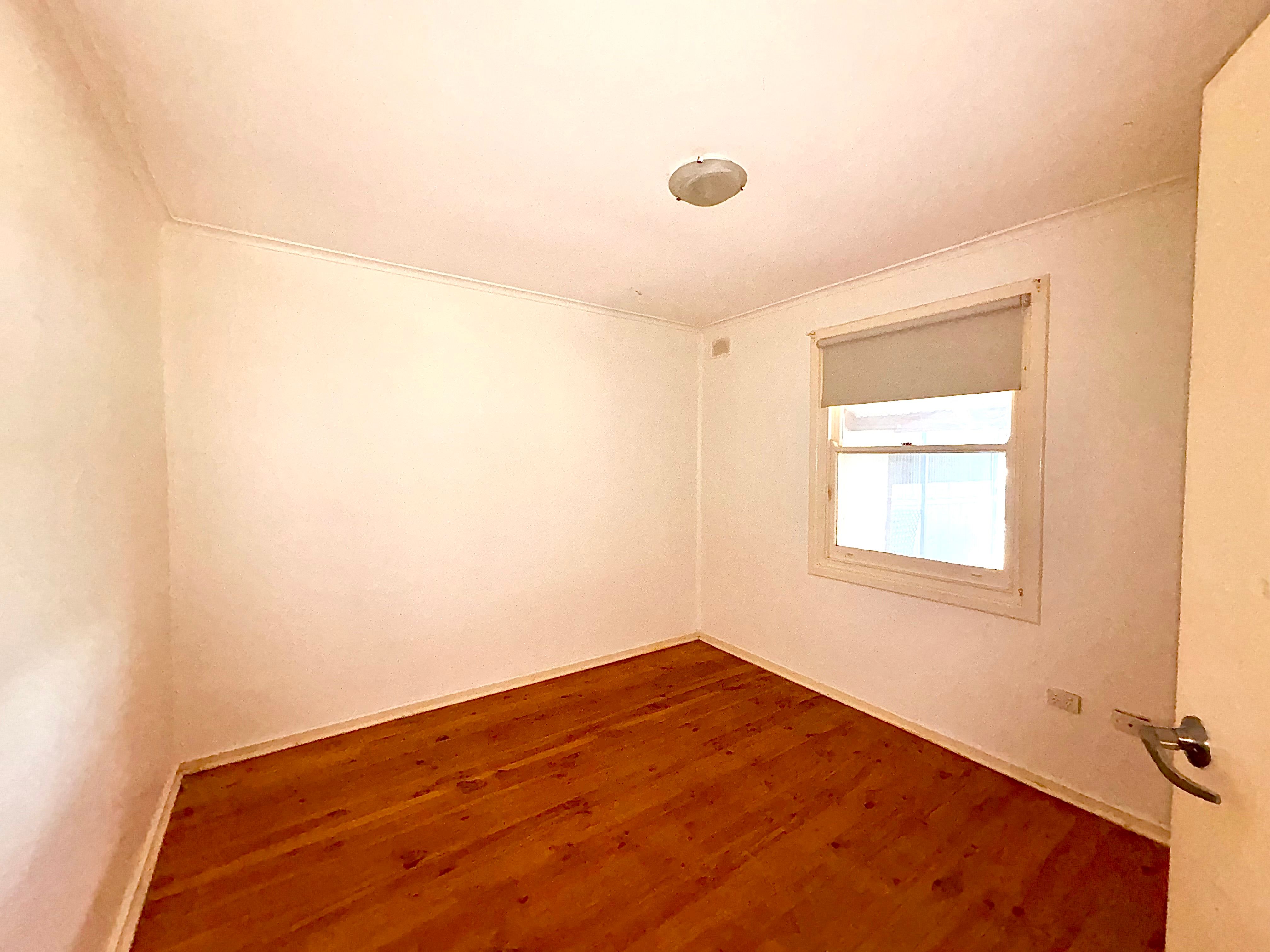 6 Quirke Avenue — photo 5 of 10