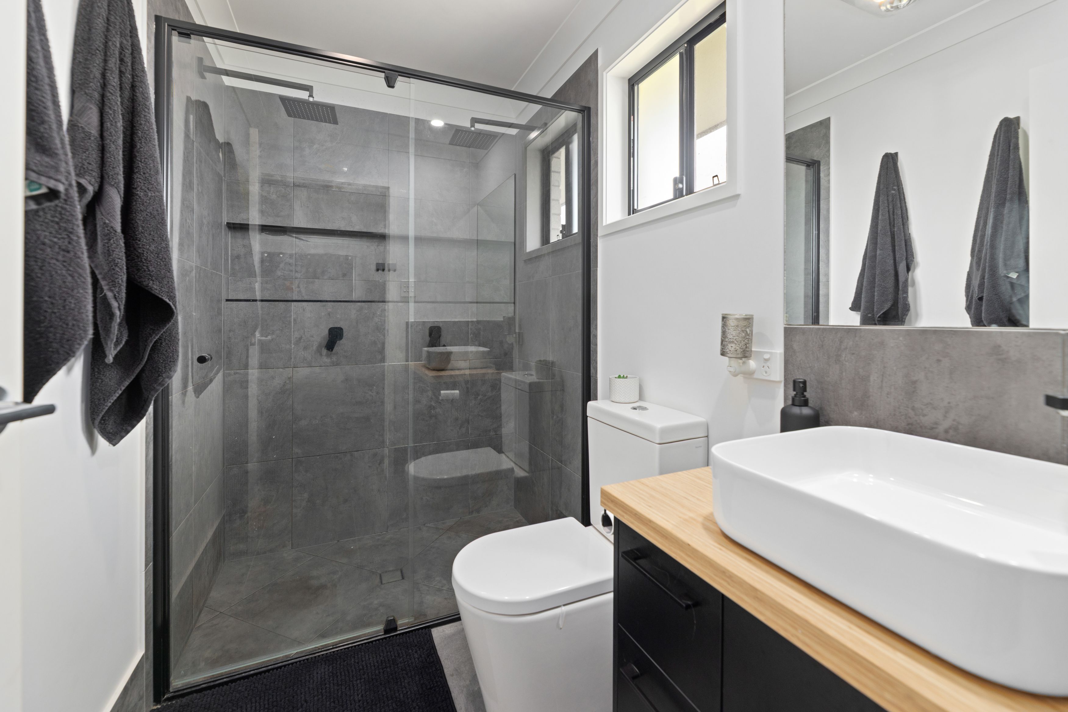 38 Glenmore Road — photo 12 of 30
