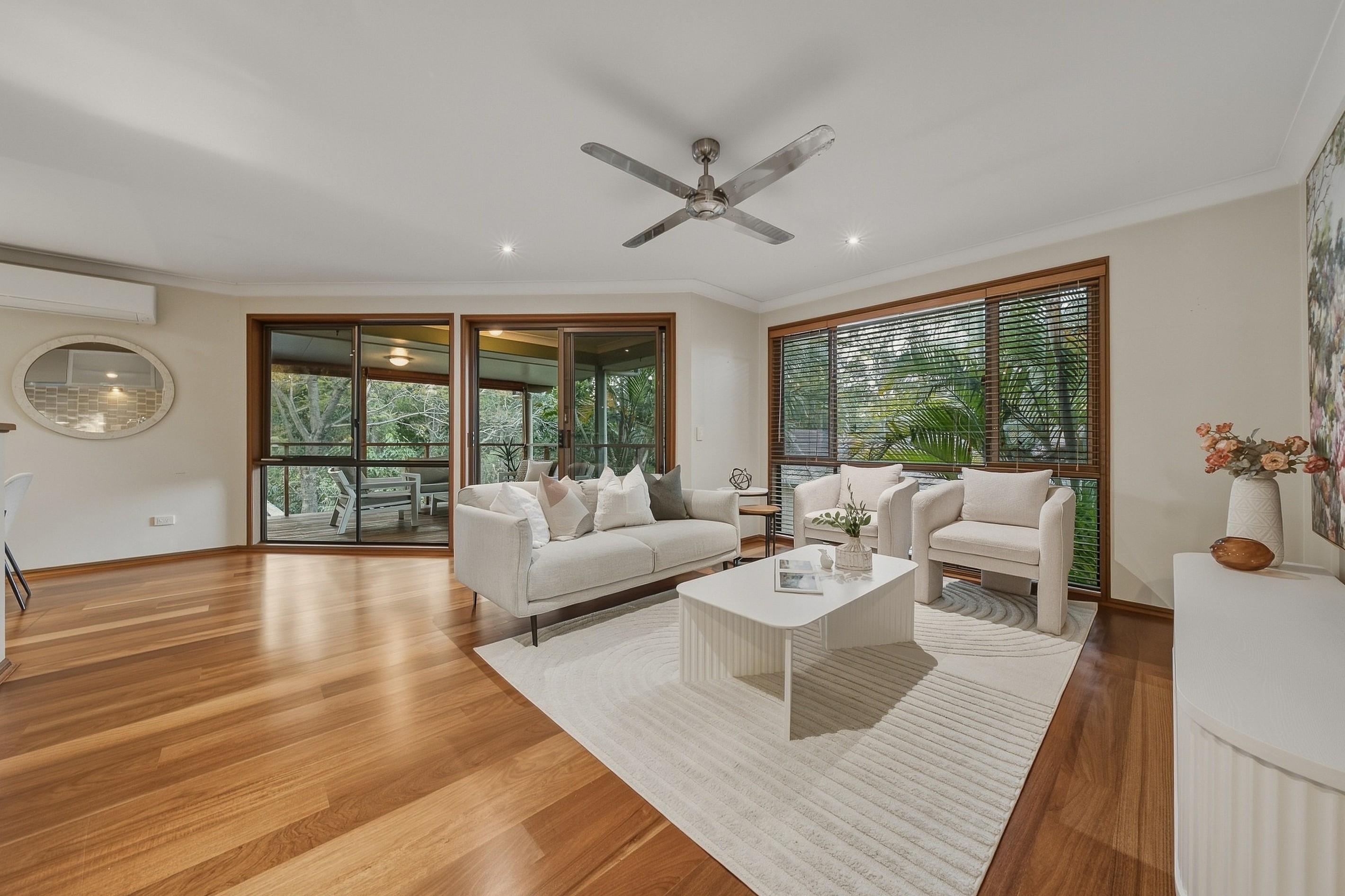 4 Cedarwood Court, Arana Hills, QLD 4054