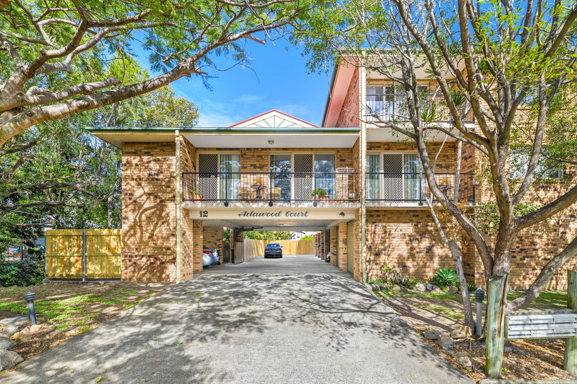 12 Gainsborough Street, Moorooka QLD 4105