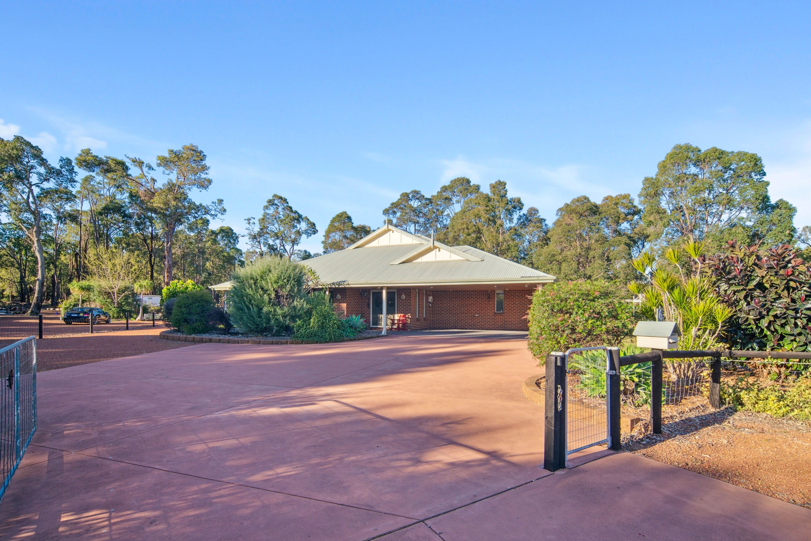 6 Turner Court, Mount Helena, WA 6082