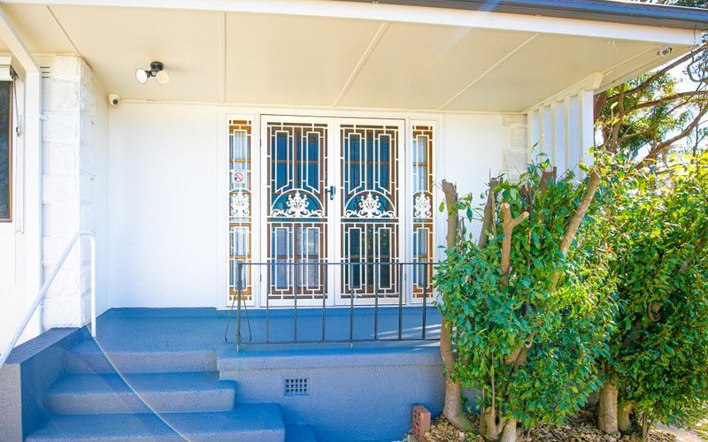 4 Oregon Place, Gateshead, NSW 2290