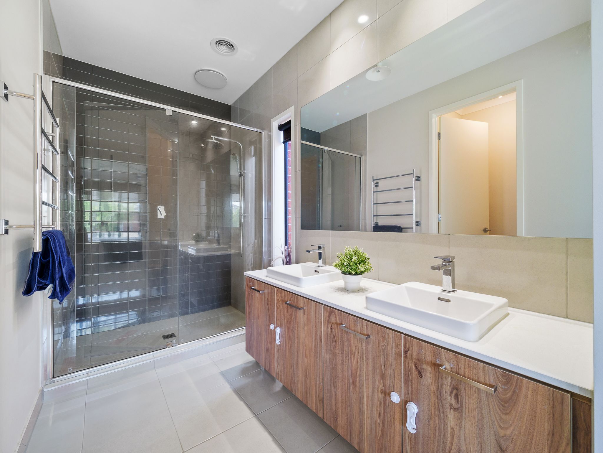 20 Darkum Street — photo 4 of 14