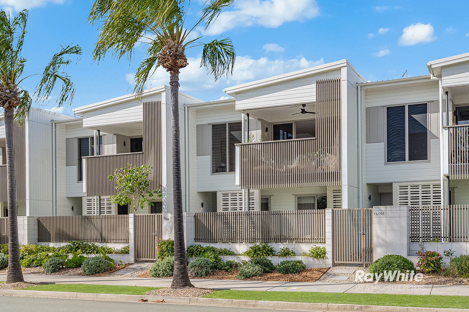 18/191 Quay Circuit — photo from Ray White Newport
