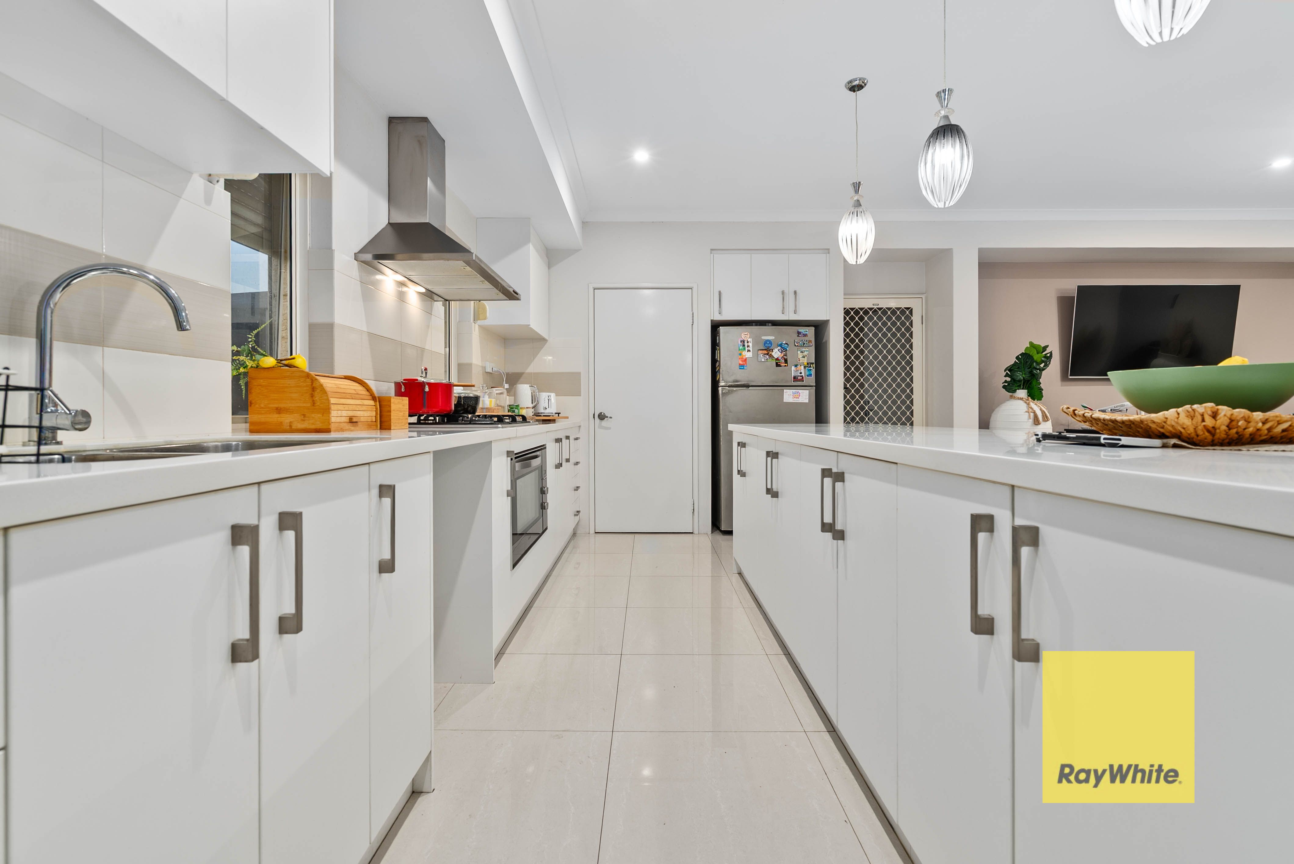 1 Mardo Lane — photo 13 of 26