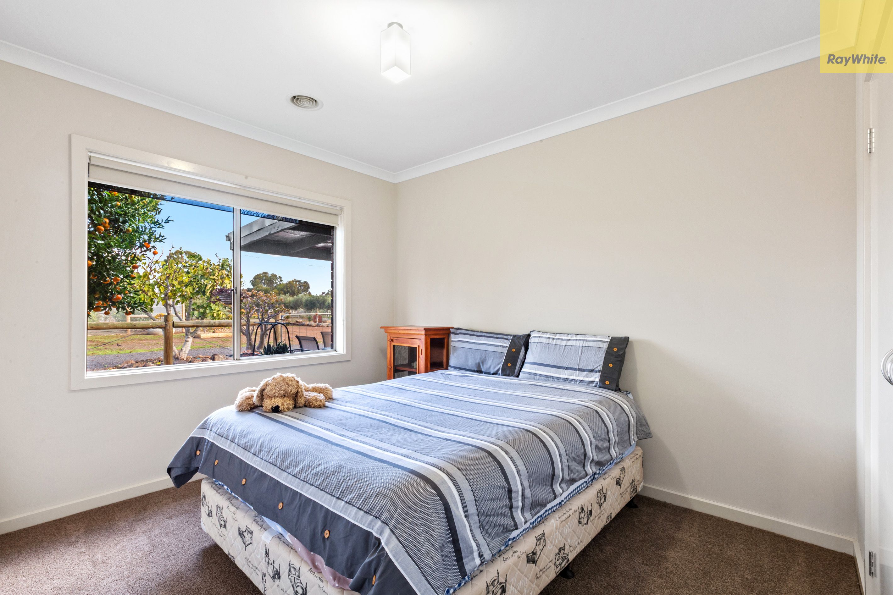 11 Eyrie Court — photo 16 of 27