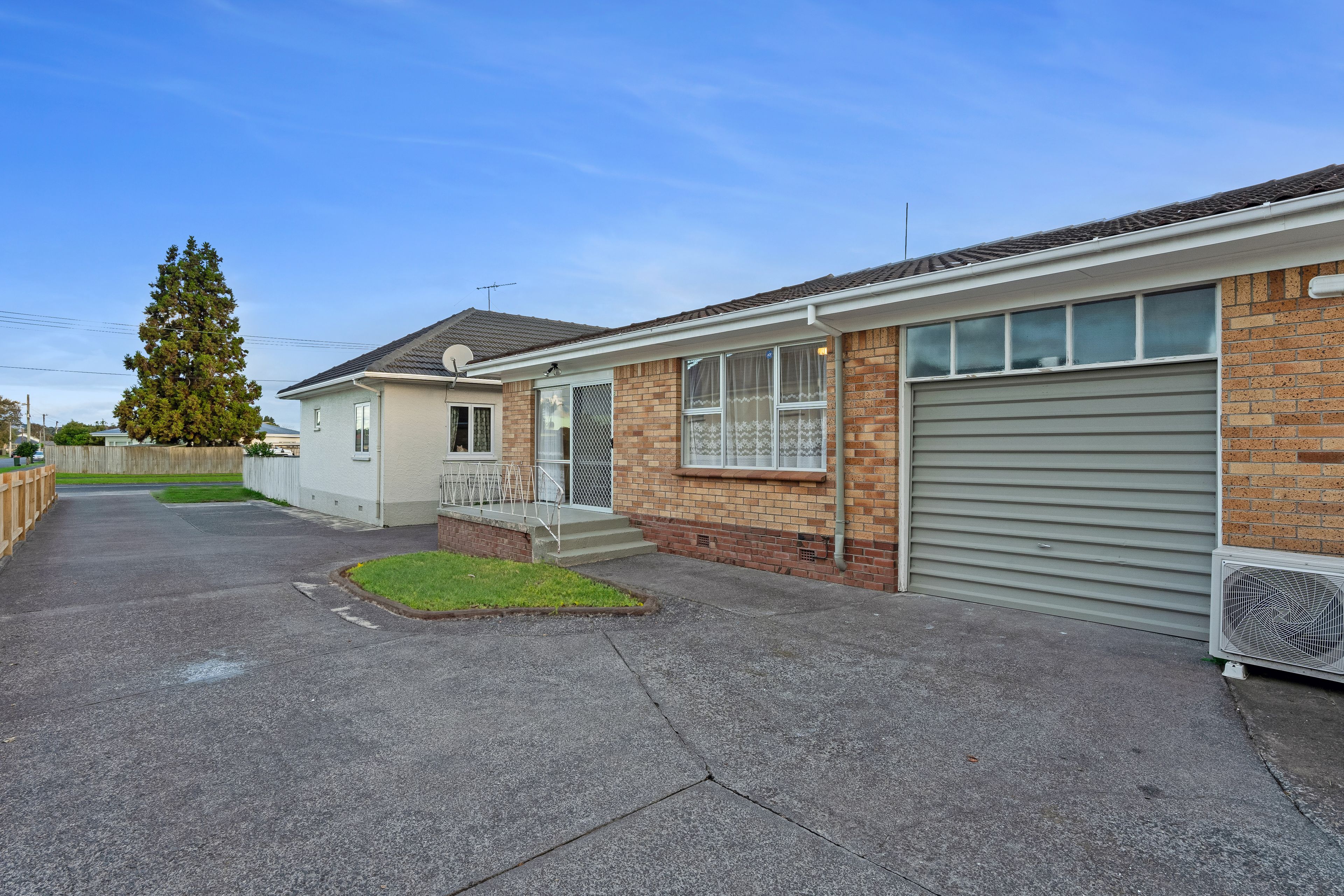 2/52 Birdwood Avenue, Papatoetoe, Manukau City