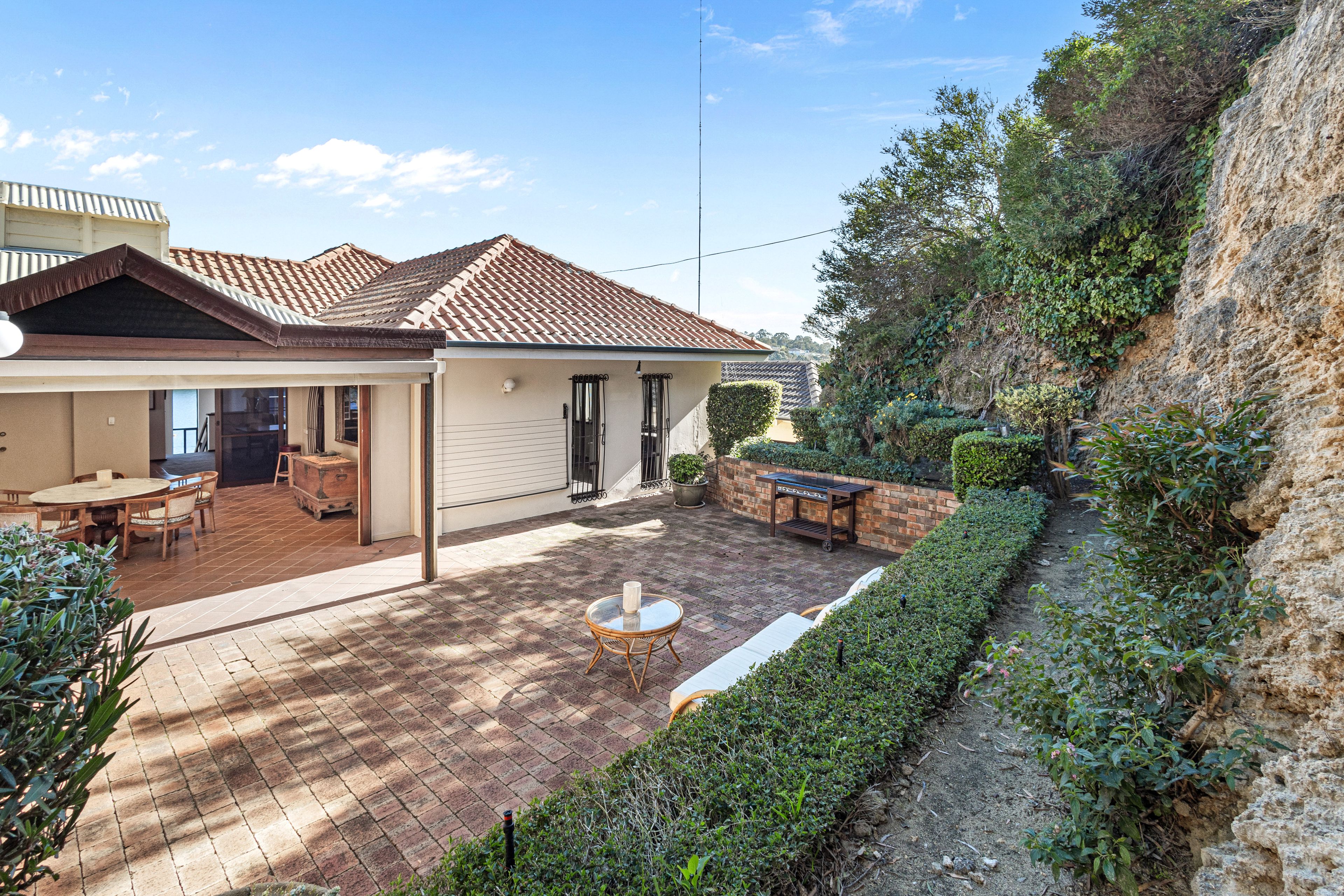 46 Blackwall Reach Parade — photo 17 of 26