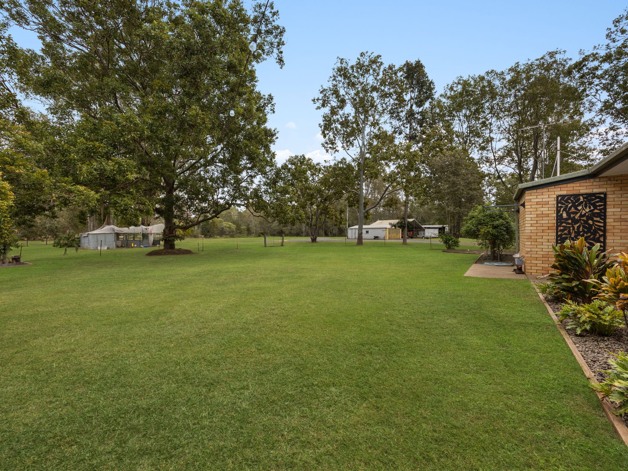 599 Brisbane Valley Highway — photo 16 of 28