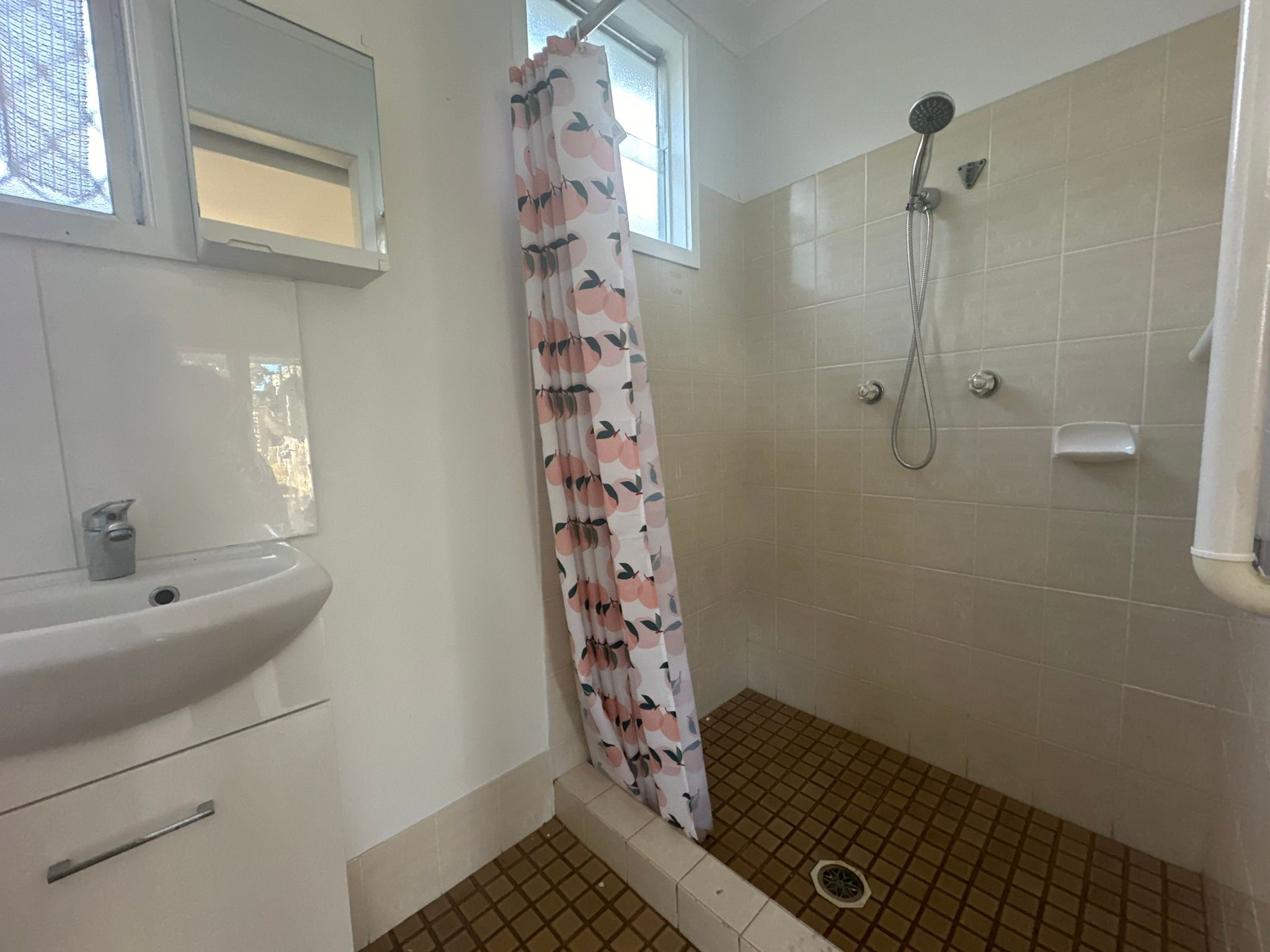 1/156 Paton Street — photo 6 of 7