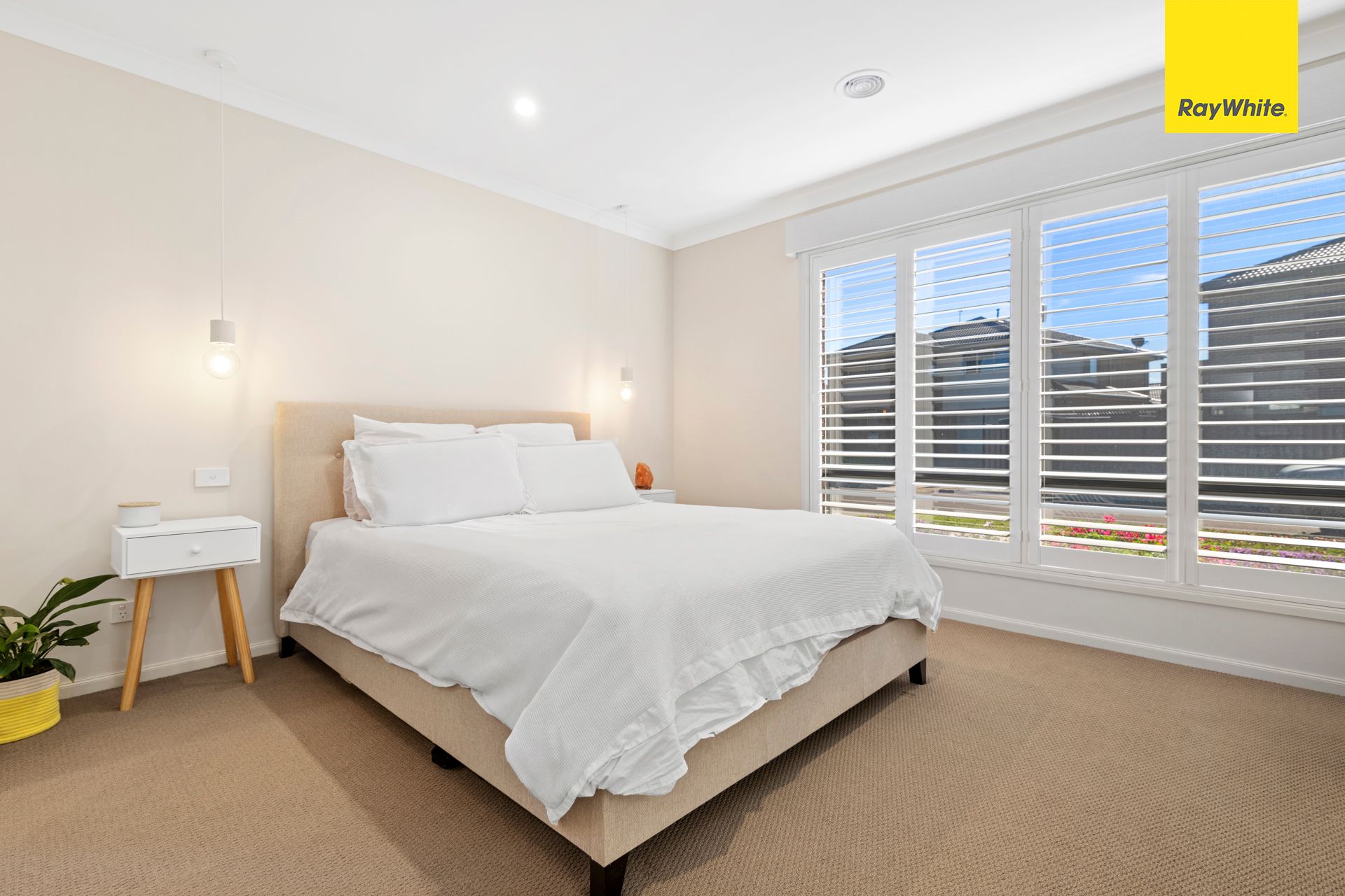 27 Lunar Way, Fraser Rise, VIC 3336