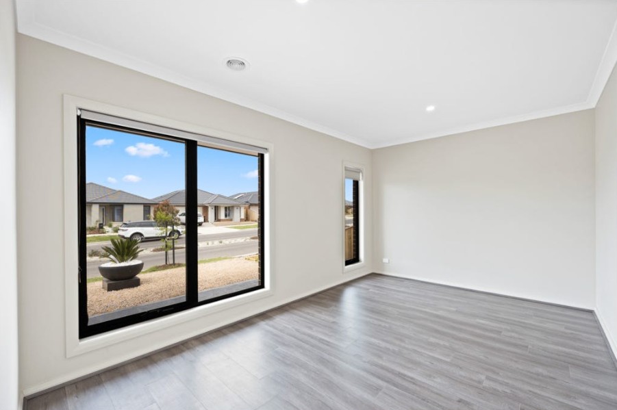 18 Orana Boulevard, Beveridge, VIC 3753