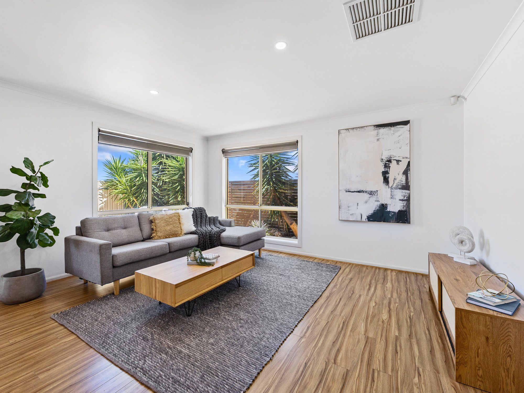 10 Mornington Place — photo 3 of 18