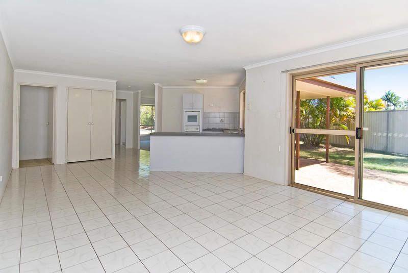 8 Carrum Court, Robina, QLD 4226