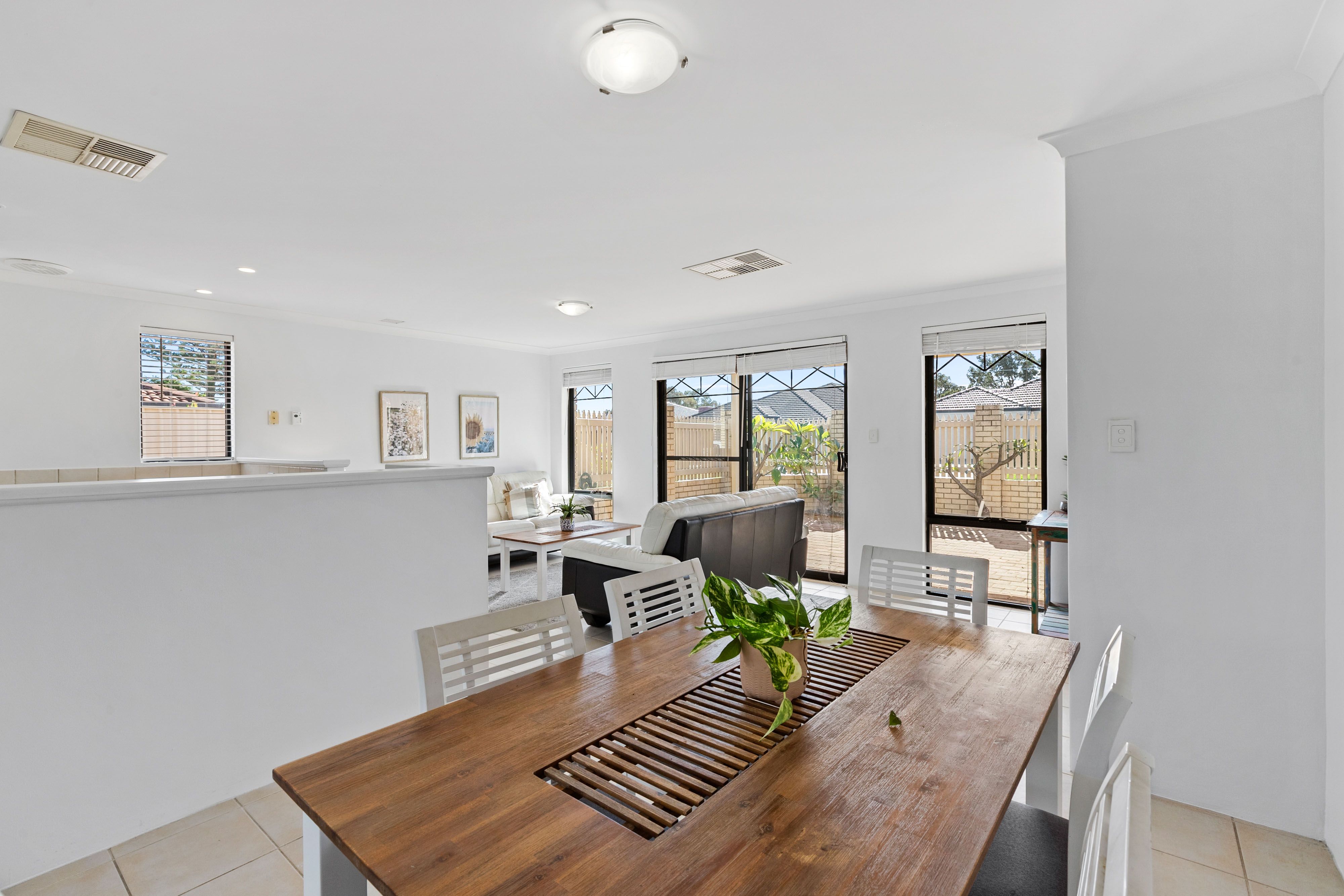 28A Russell Road — photo 5 of 25