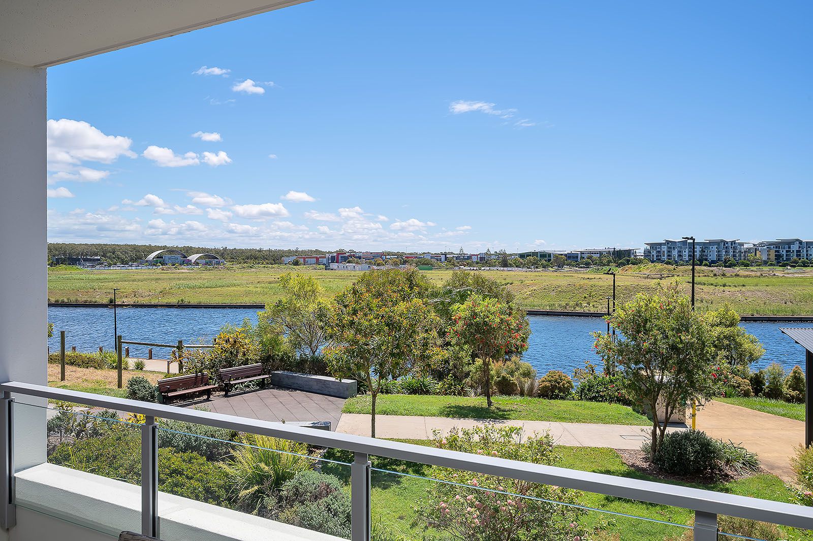 202/1 Waterside Retreat, Birtinya, QLD 4575