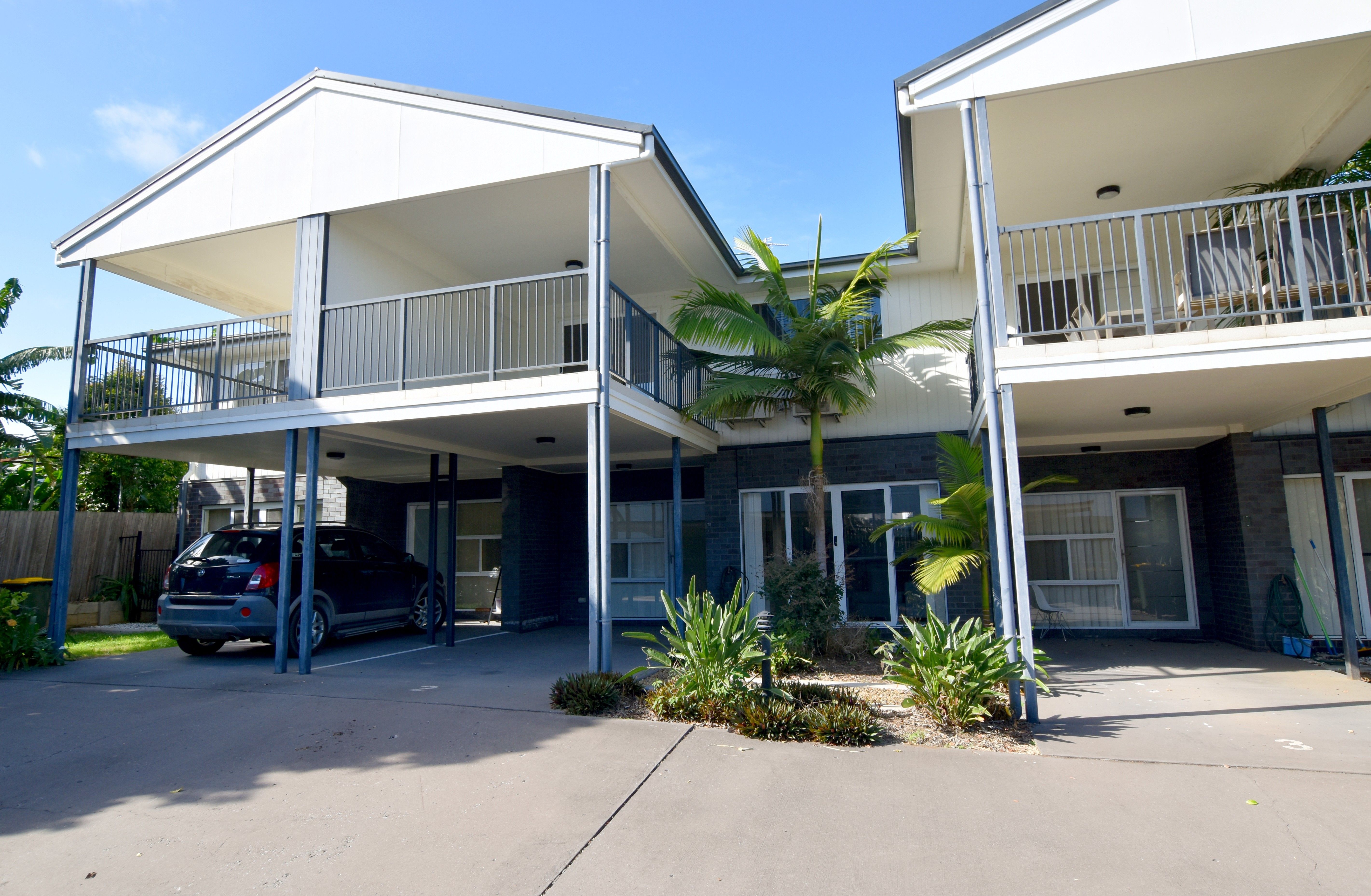 2/77 Tank Street, West Gladstone, QLD 4680