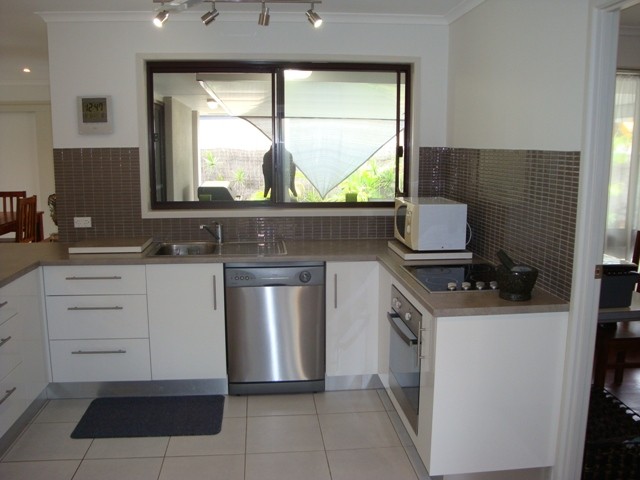 7 Perina Street, Warana, QLD 4575