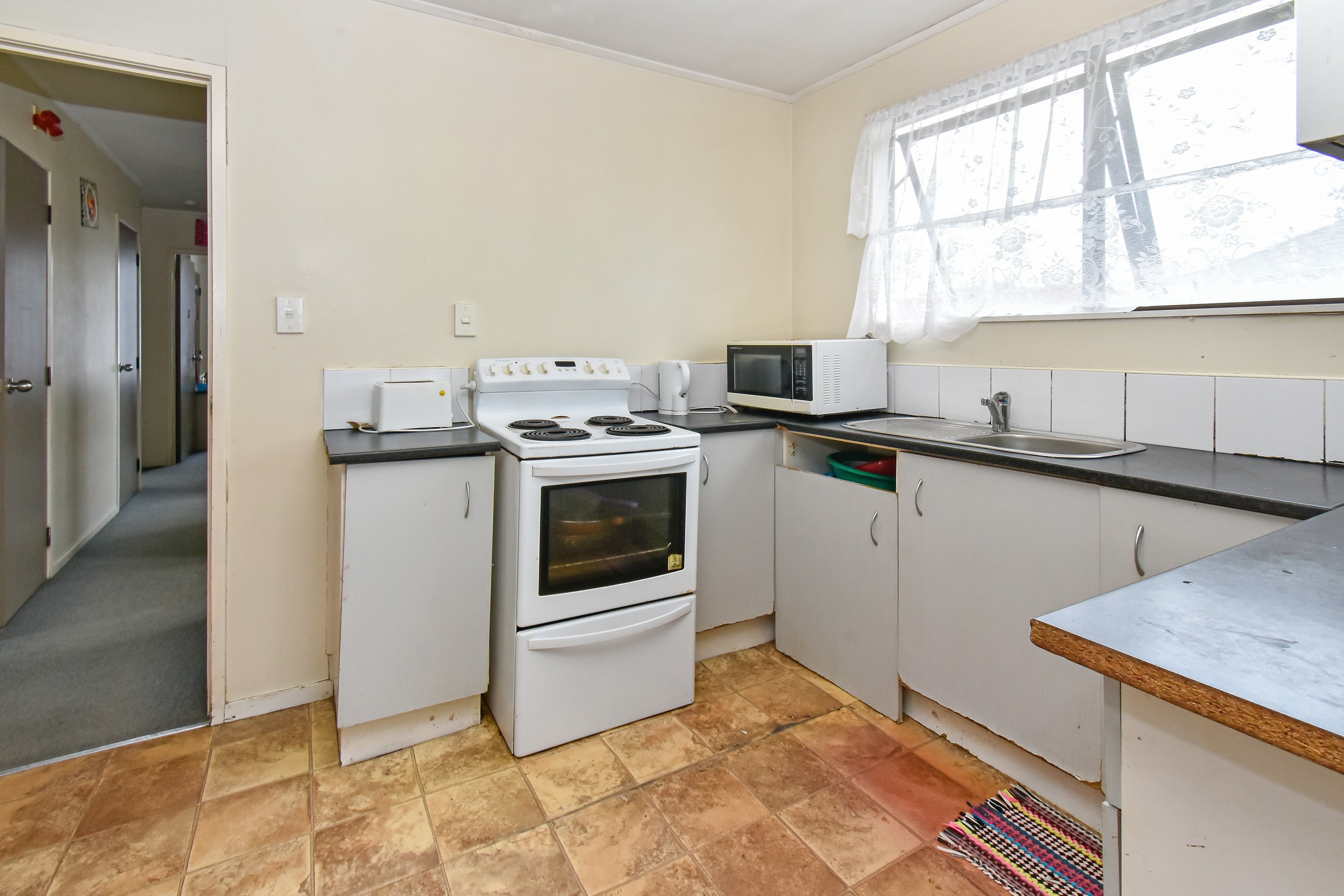 2/10 Trimdon Street, Manurewa, Manukau City