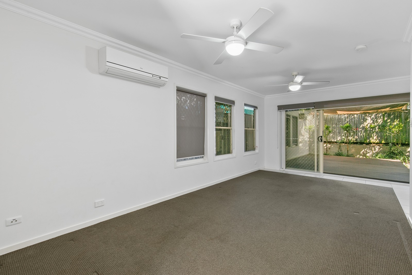 2/23 Elliott Street, Kangaroo Point, QLD 4169