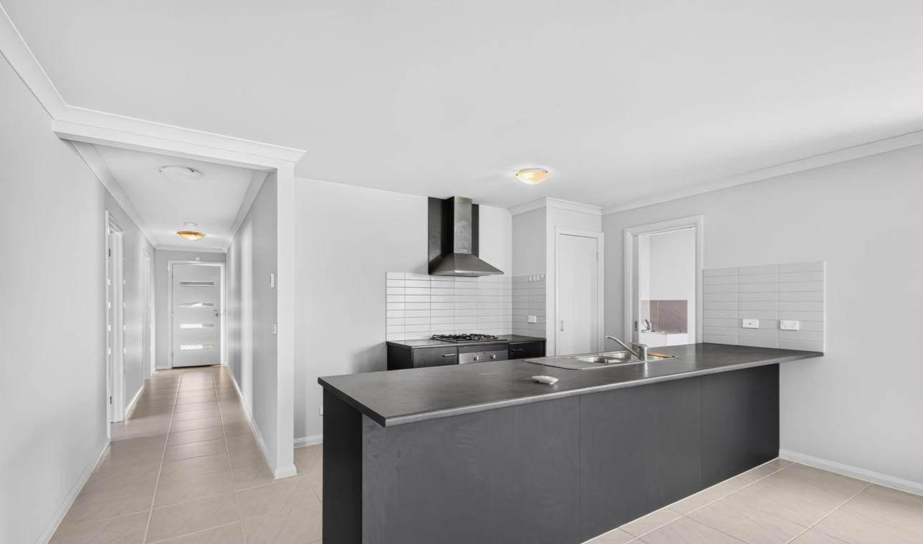 7 Nassella Close — photo 3 of 13
