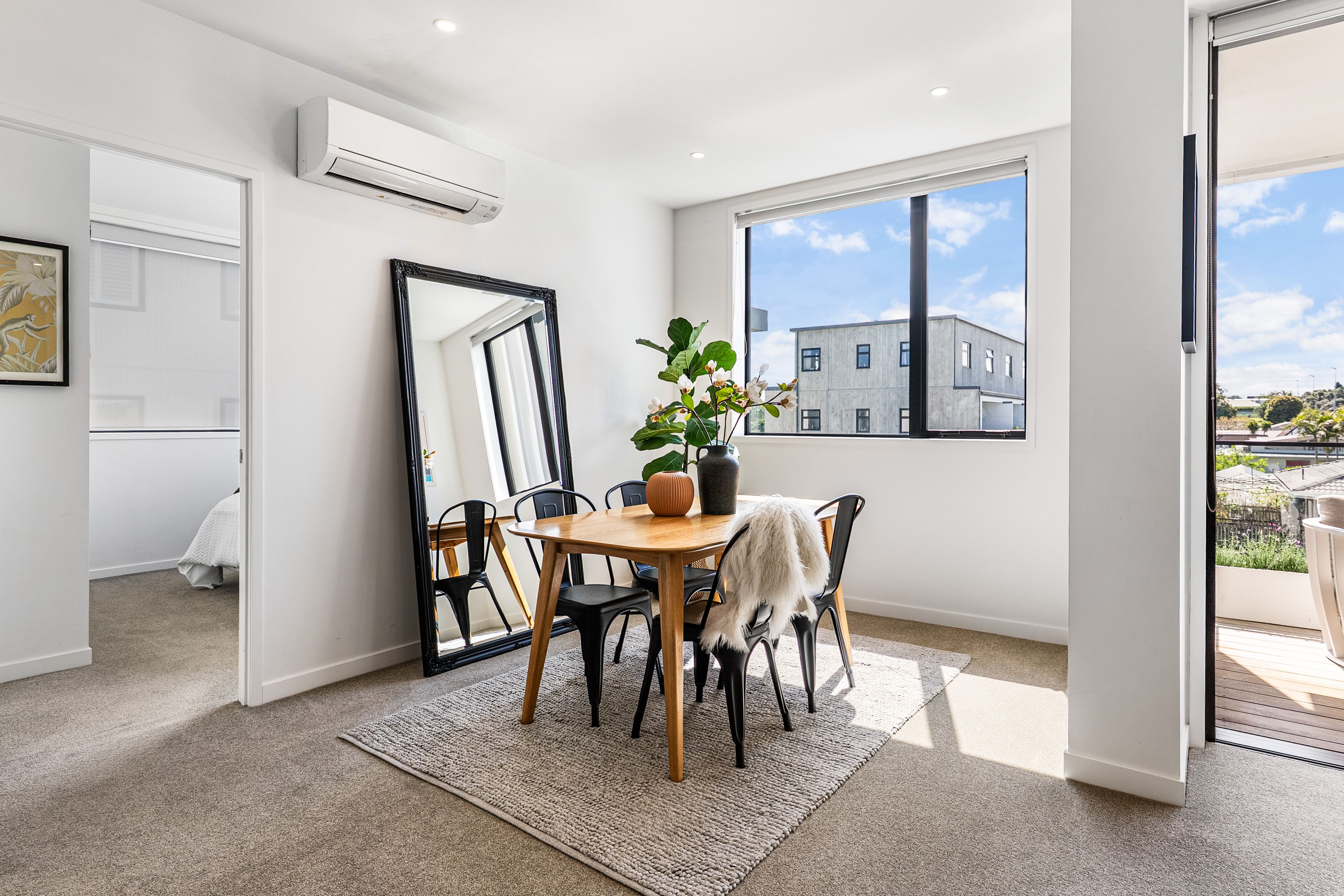 207/8A Lake Pupuke Drive, Takapuna, North Shore City