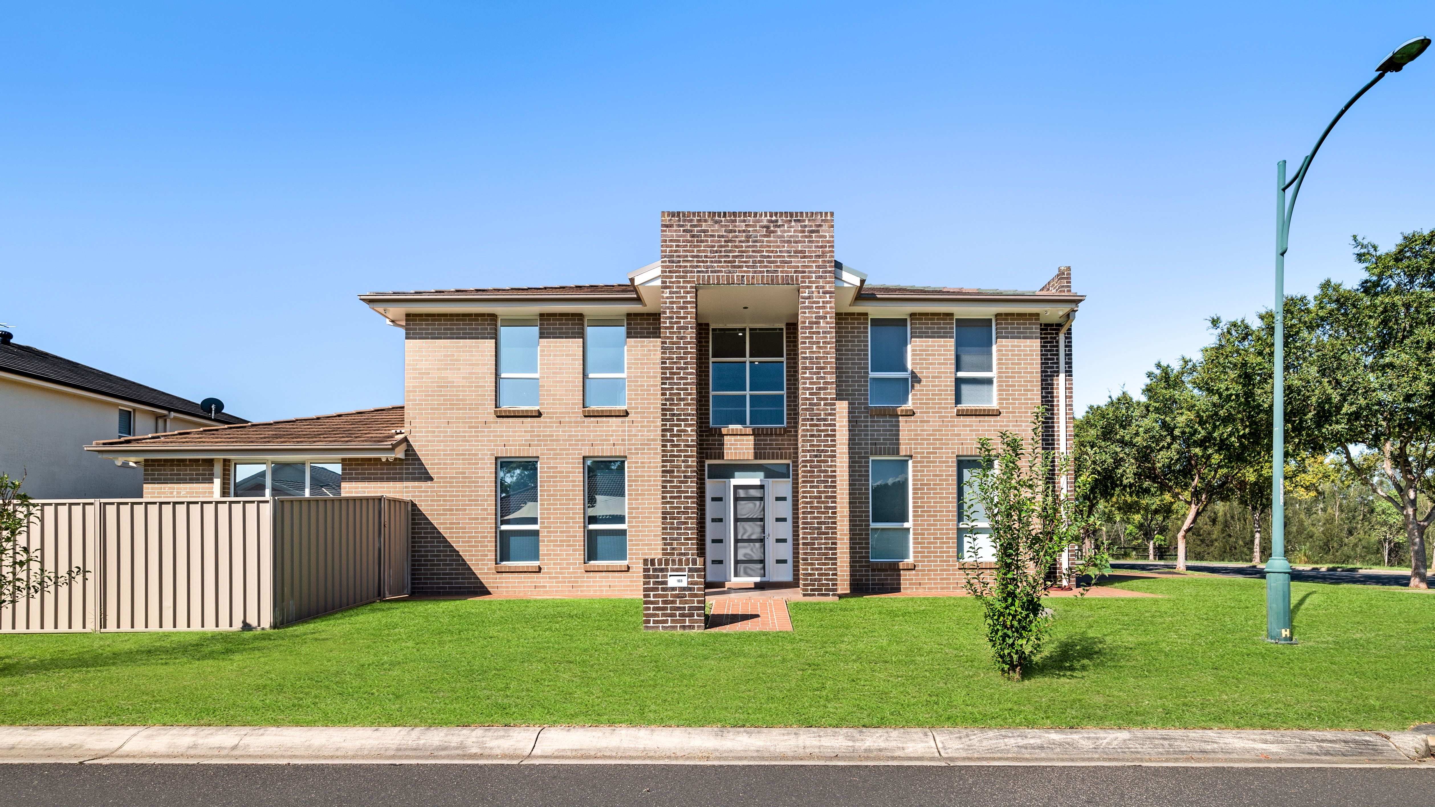 103 Sir Warwick Fairfax Drive, Harrington Park, NSW 2567