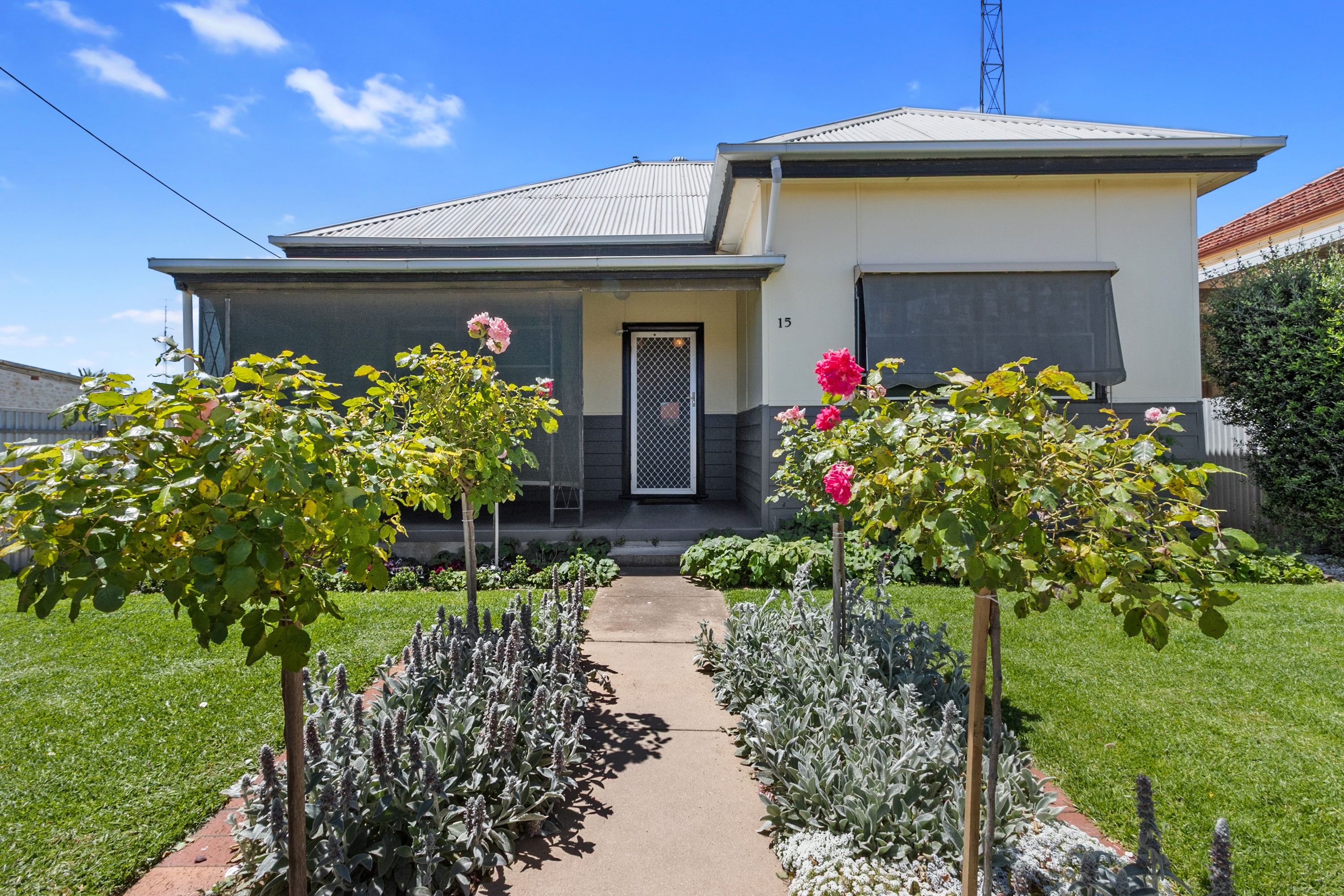 15 Clara Street , Wallaroo SA 5556