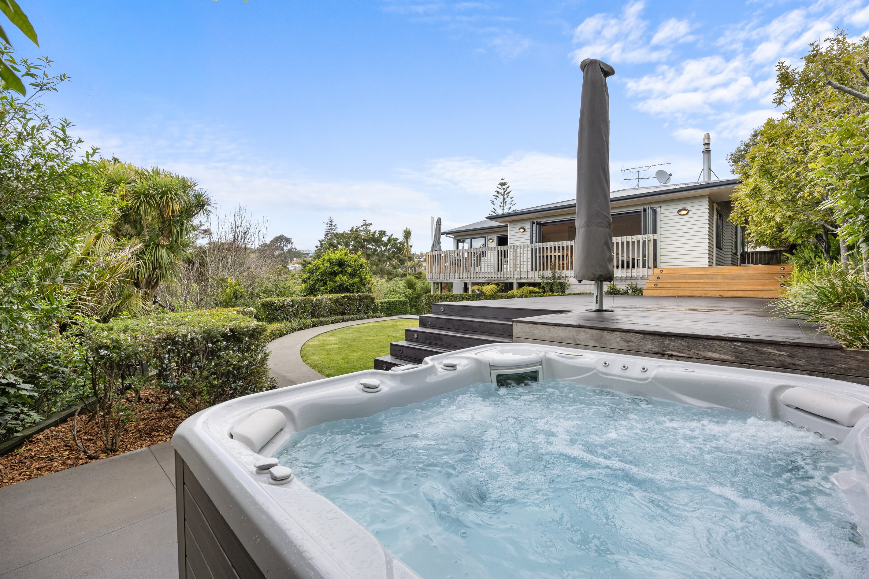19 Reydon Place, Cockle Bay, Manukau City
