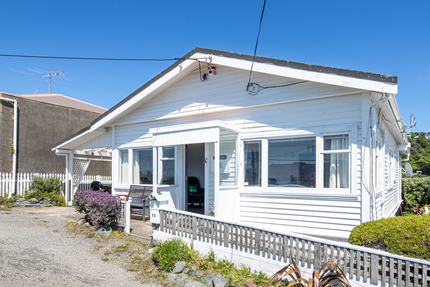 16 View Road, Houghton Bay, Wellington City