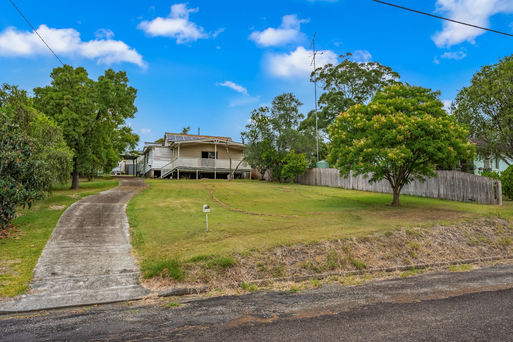 33 Cowper Street, Gloucester, NSW 2422