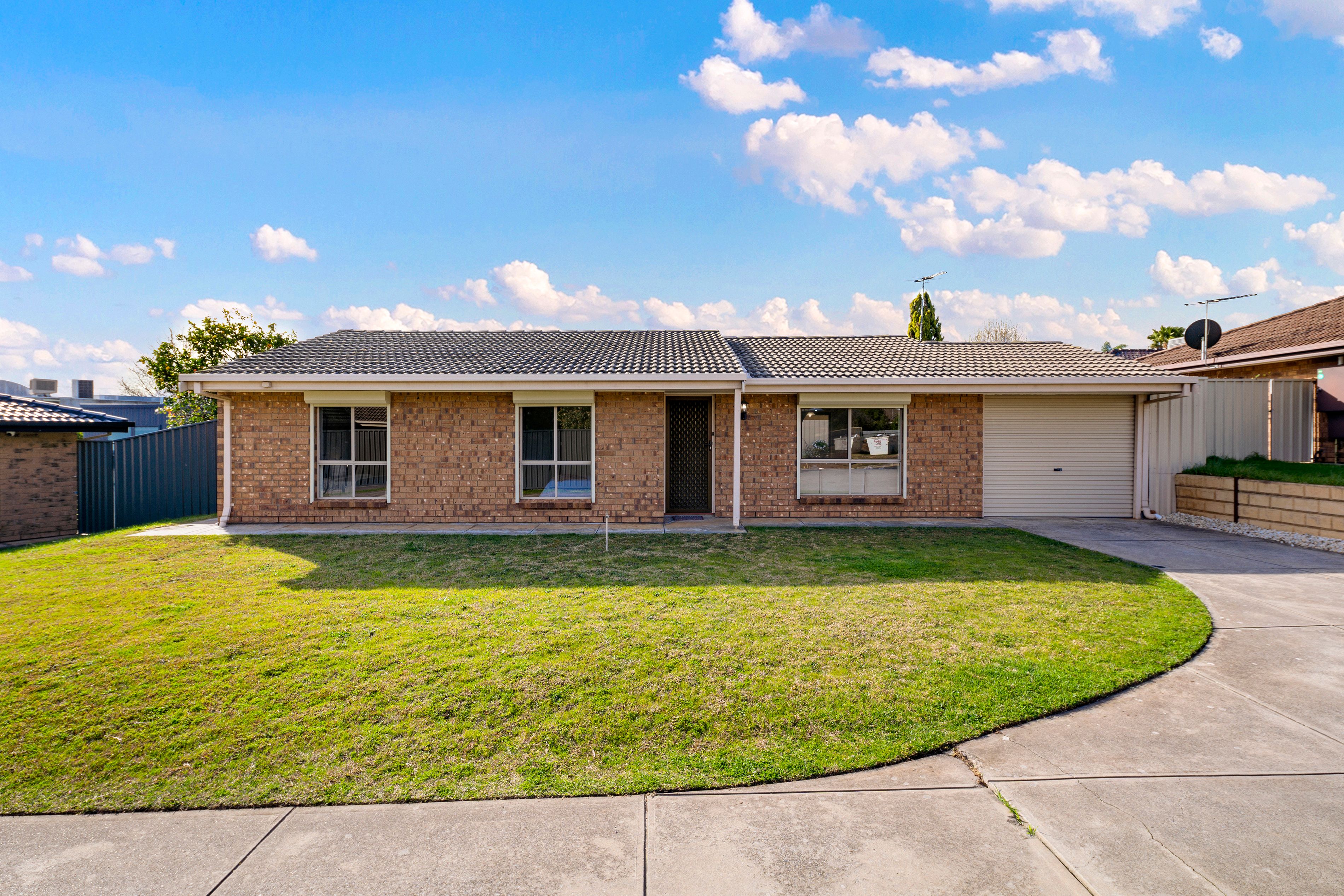 10 Kincraig Crescent, Modbury SA 5092
