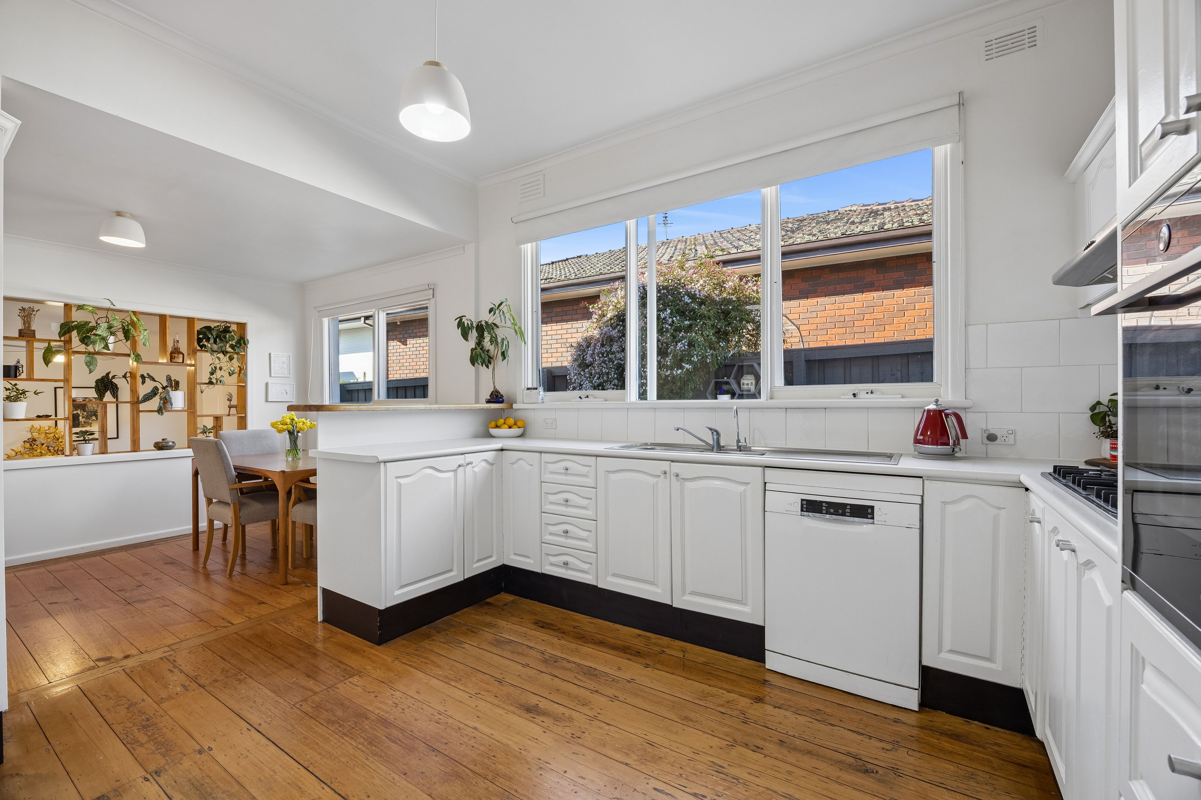 9 Ashmore Avenue — photo 3 of 13