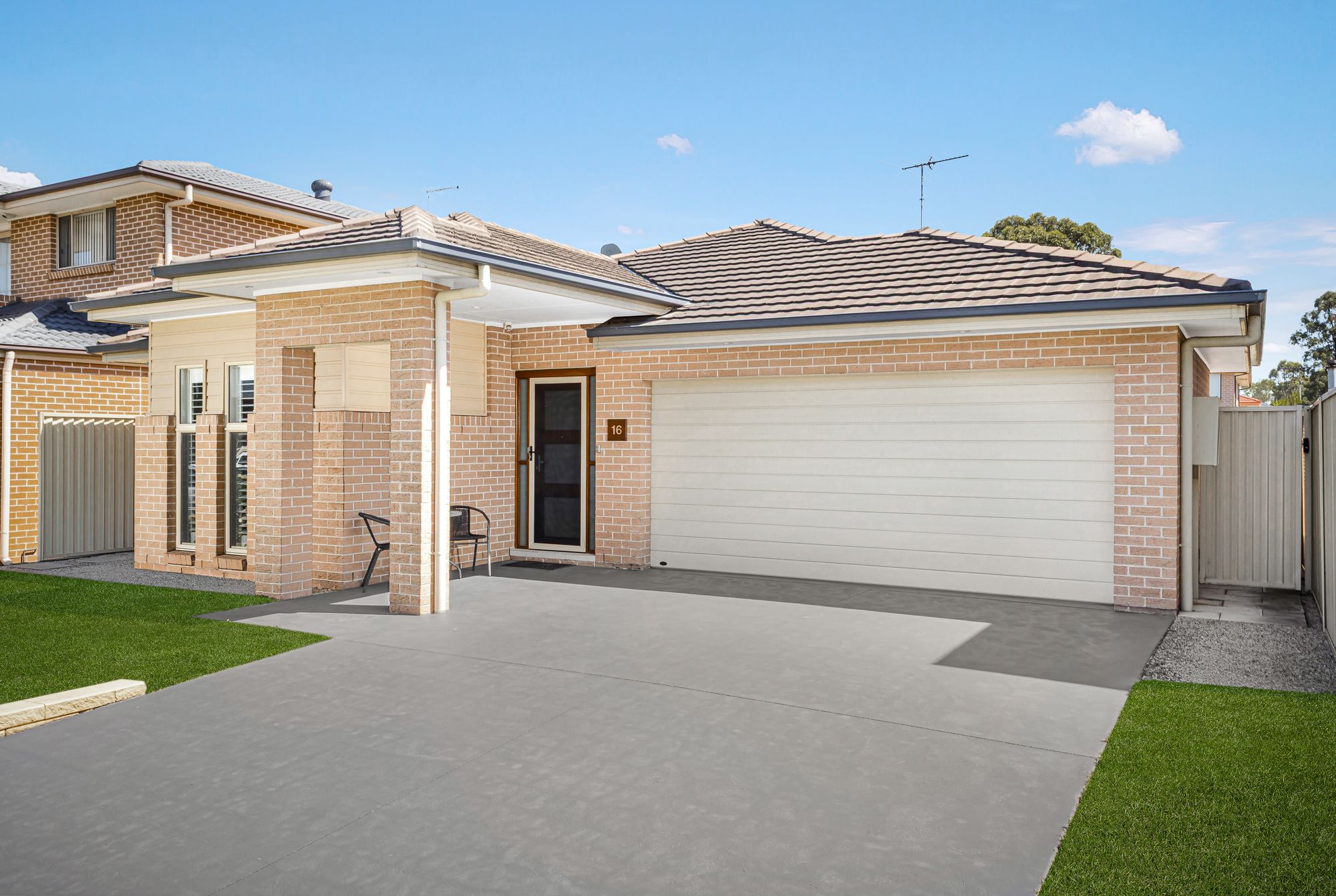 16 Granada Place, Oakhurst, NSW 2761