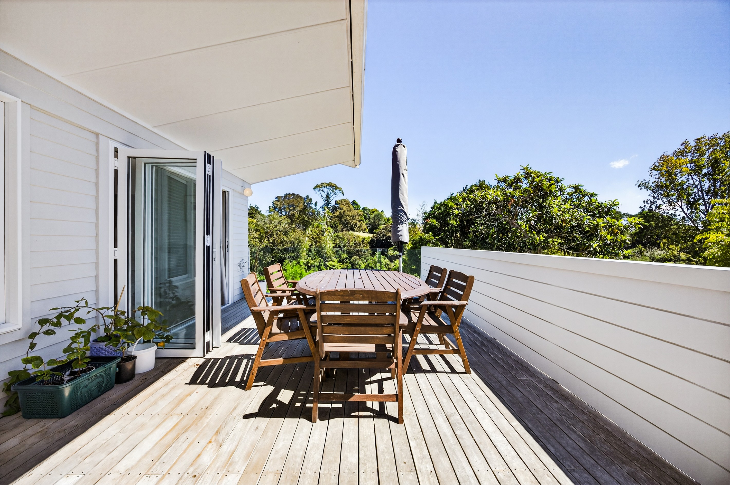 196 Verbena Road, Birkdale, North Shore City