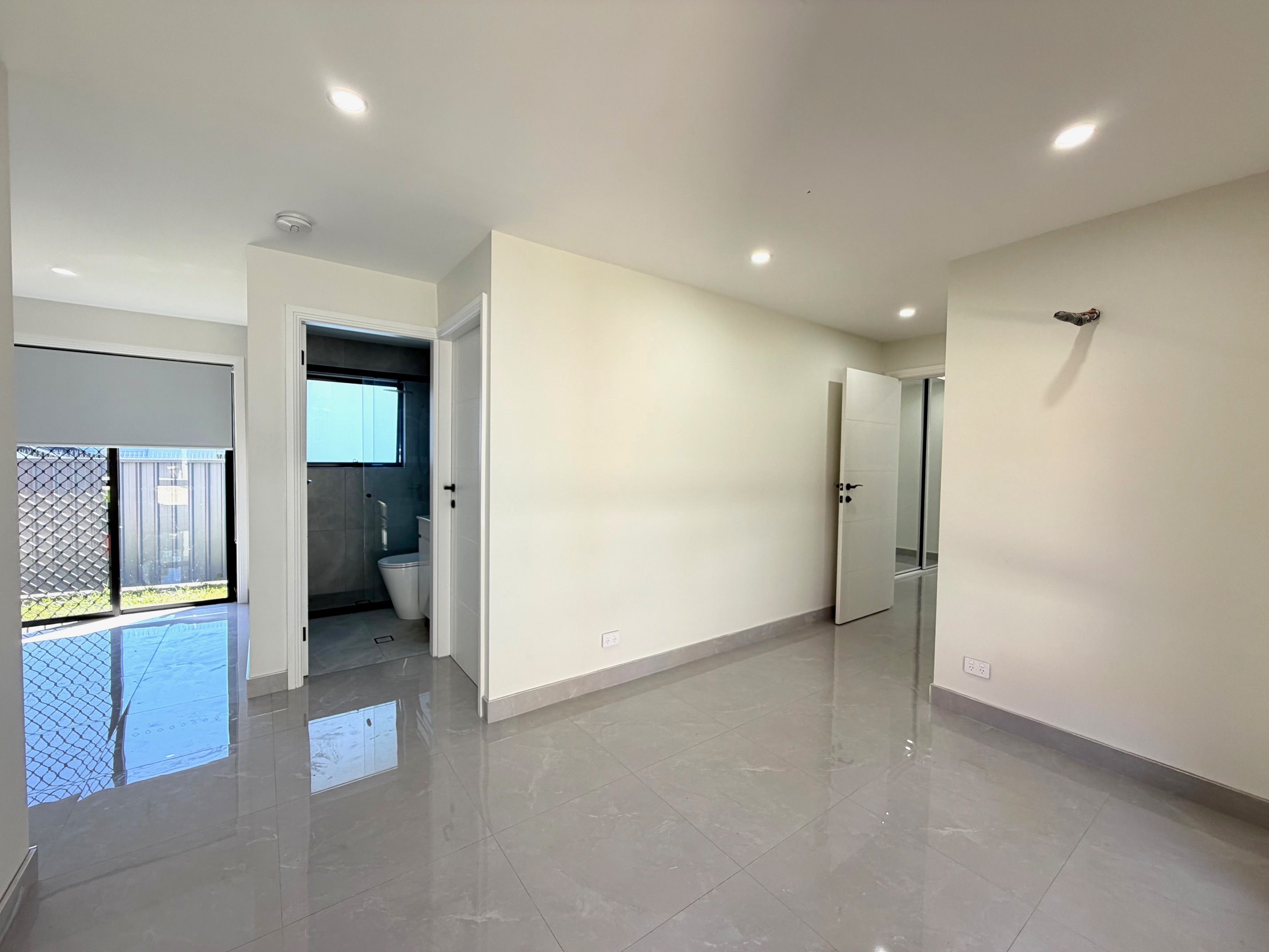 A/8 Lowry Street, Mount Lewis, NSW 2190