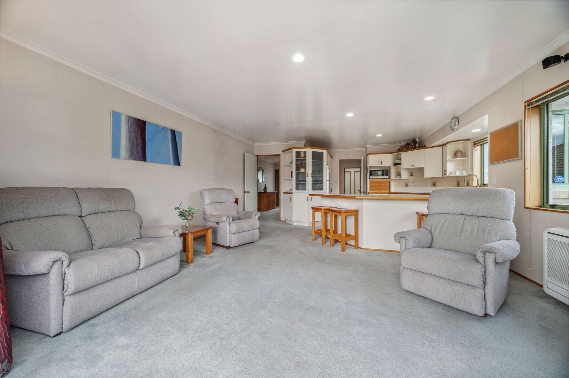 16 Kahurangi Drive photo 7