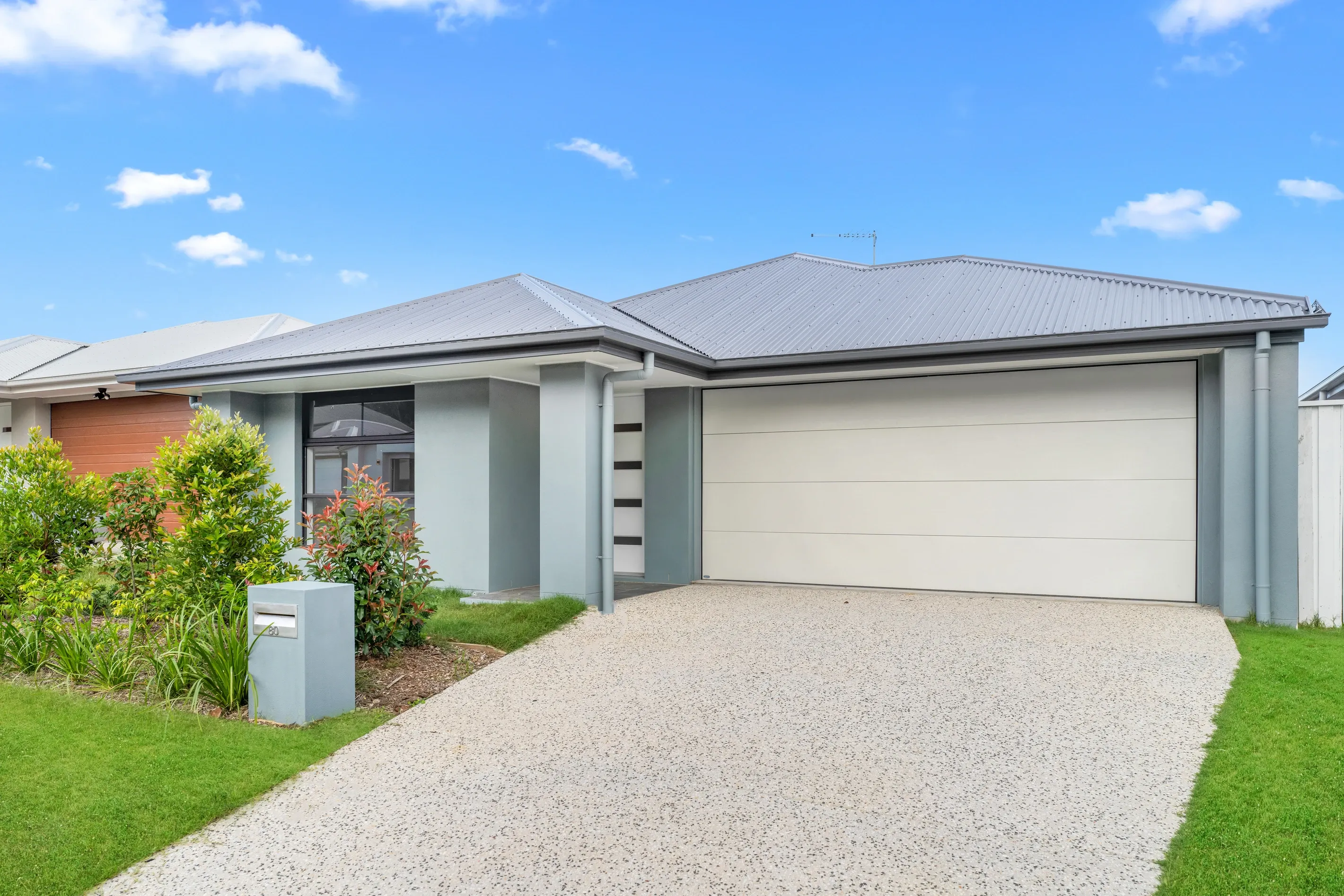 80 Ashwood Circuit — photo 3 of 16