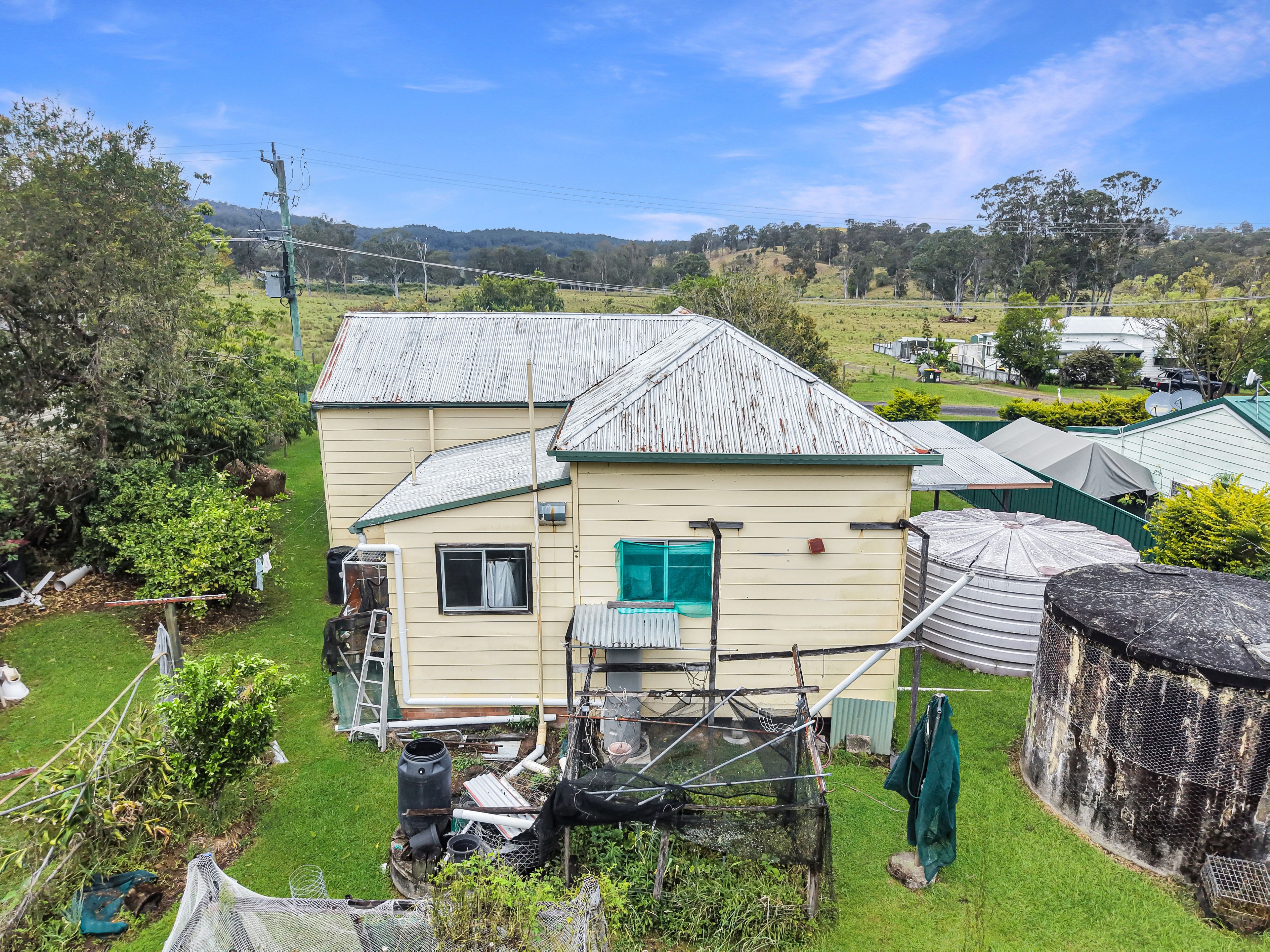 84 Sandilands Street — photo 9 of 12