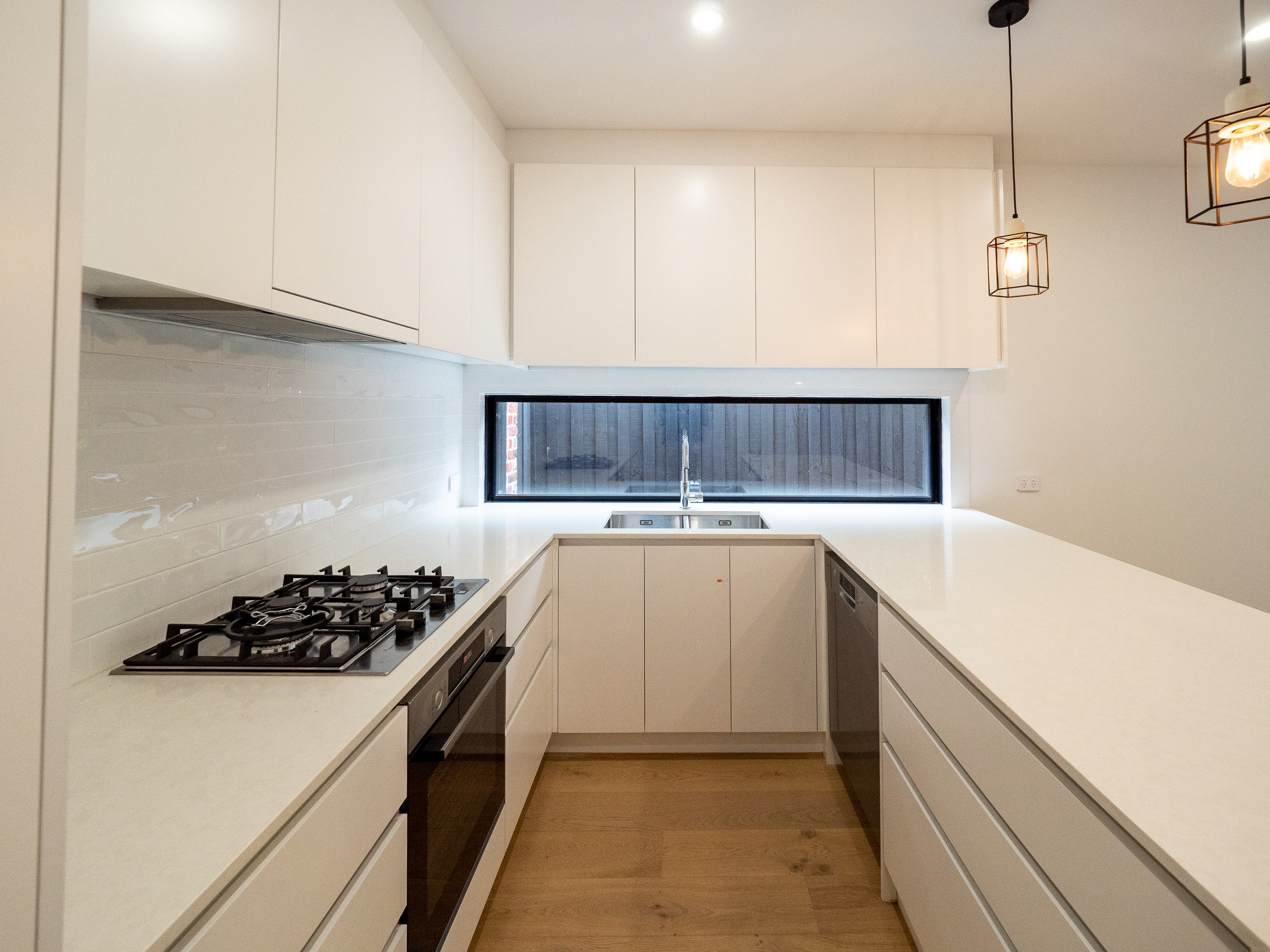 2/97 Kangaroo Road, Hughesdale, VIC 3166