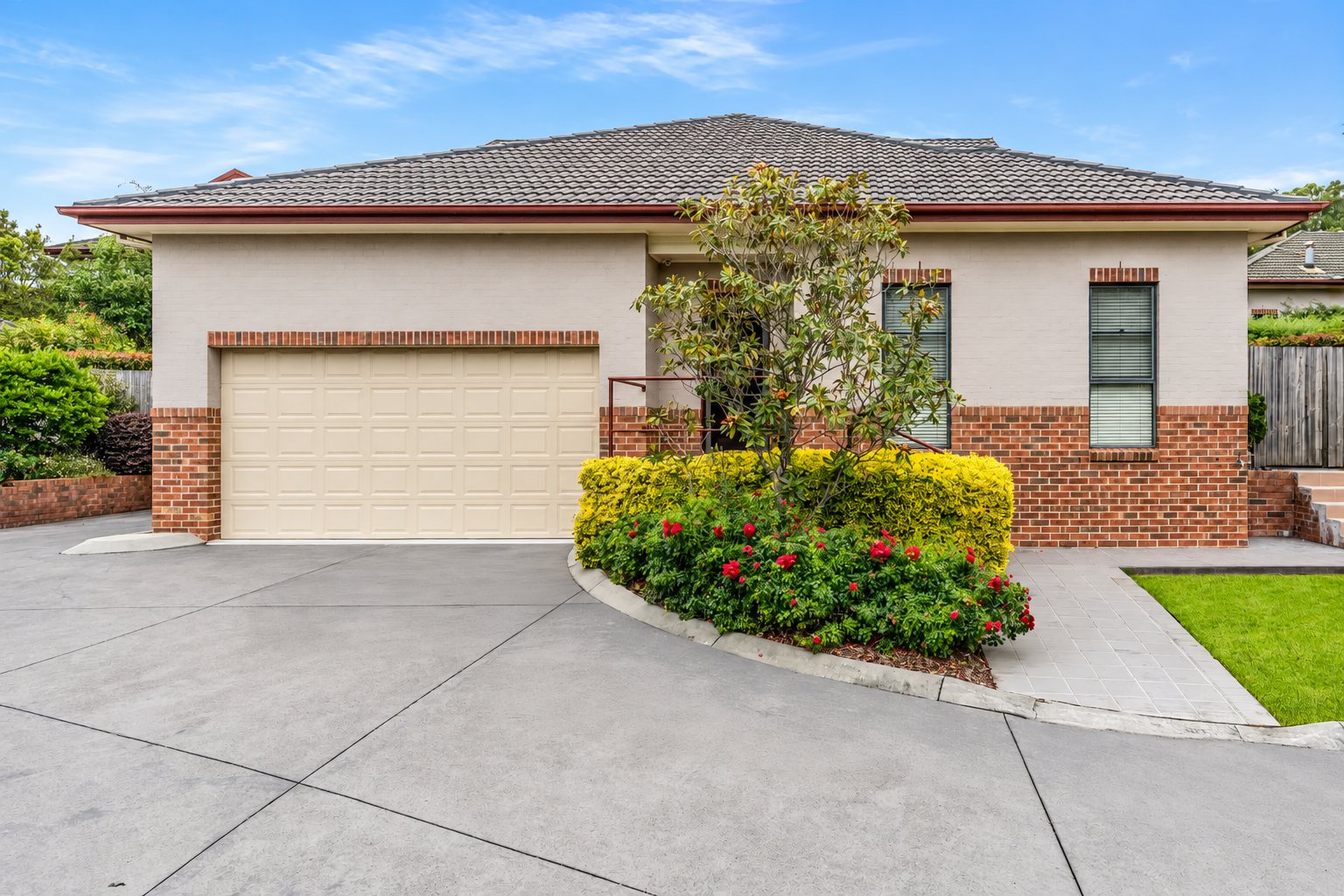 11/72-76 Southey Street — photo from Ray White Bowral