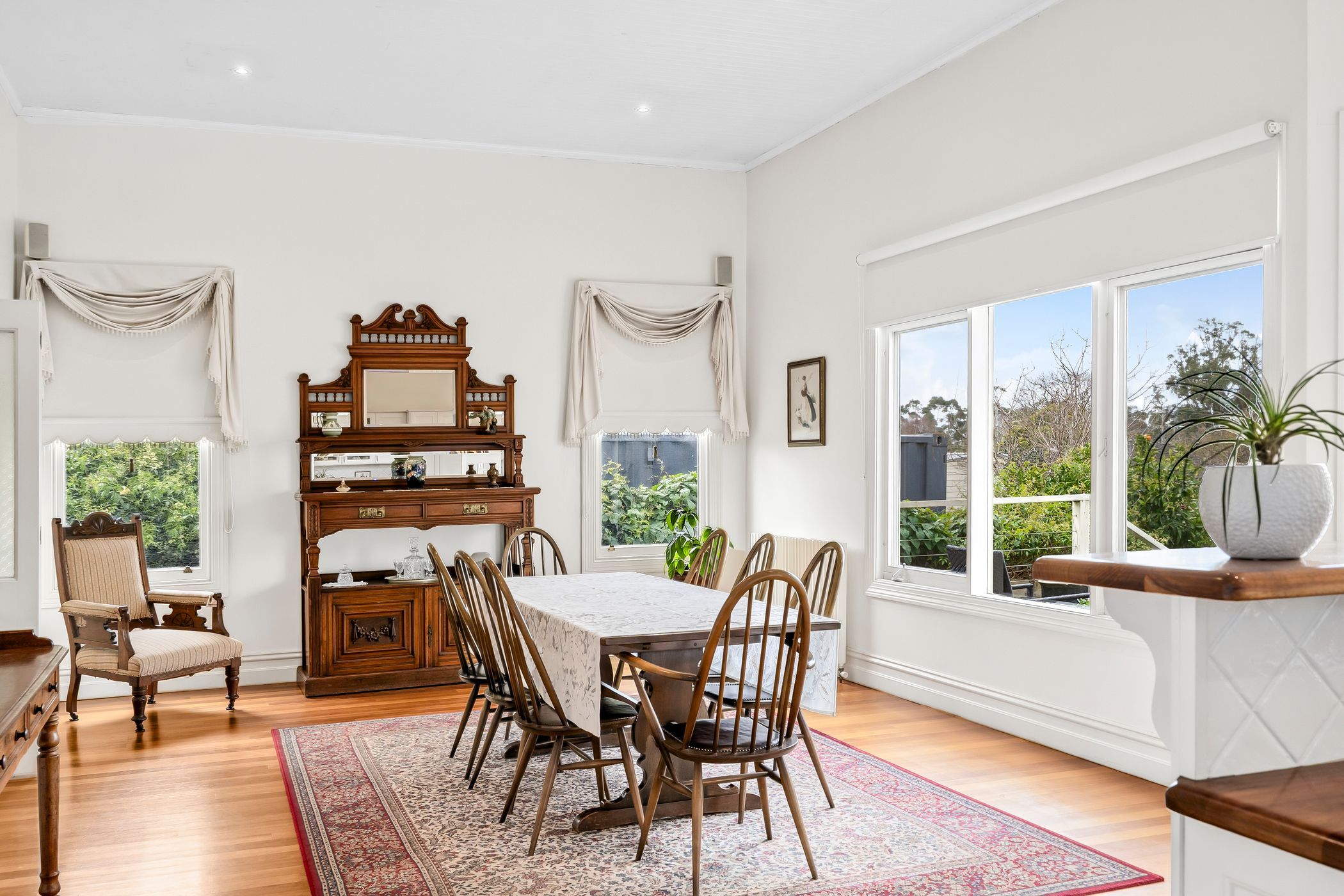 30 Queen Street — photo 4 of 16