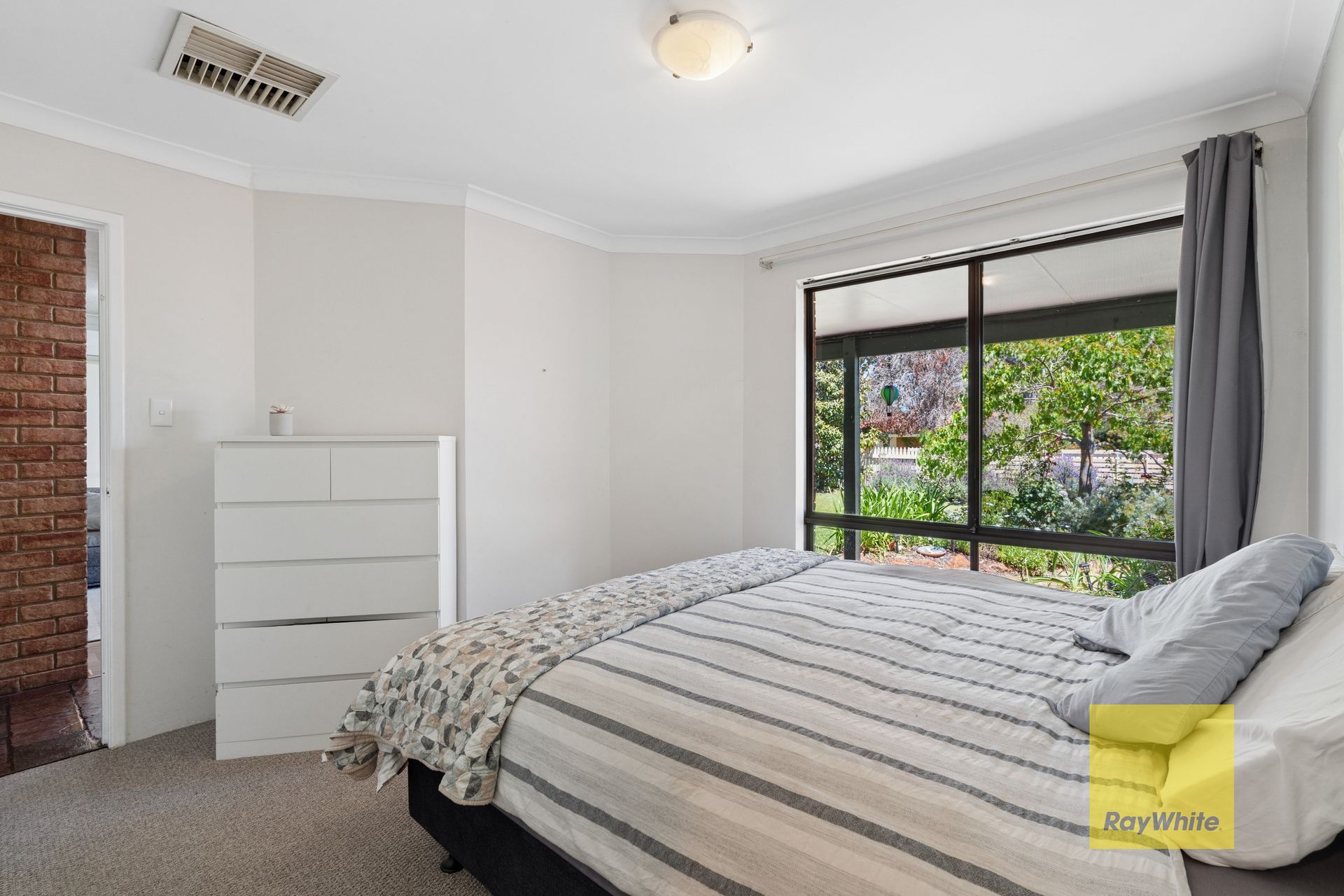 17 Golden Crescent — photo 15 of 26