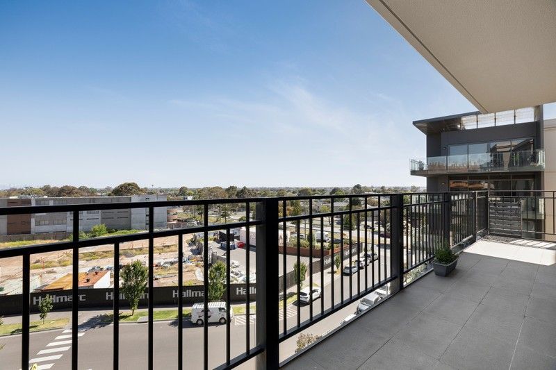 507/3 Remington Drive — photo 6 of 10