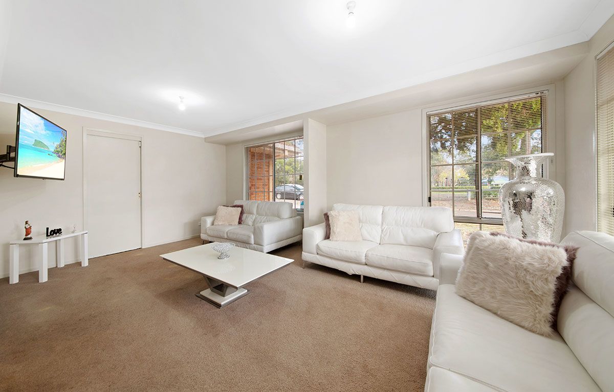10 Tupelo Grove, Menai, NSW 2234
